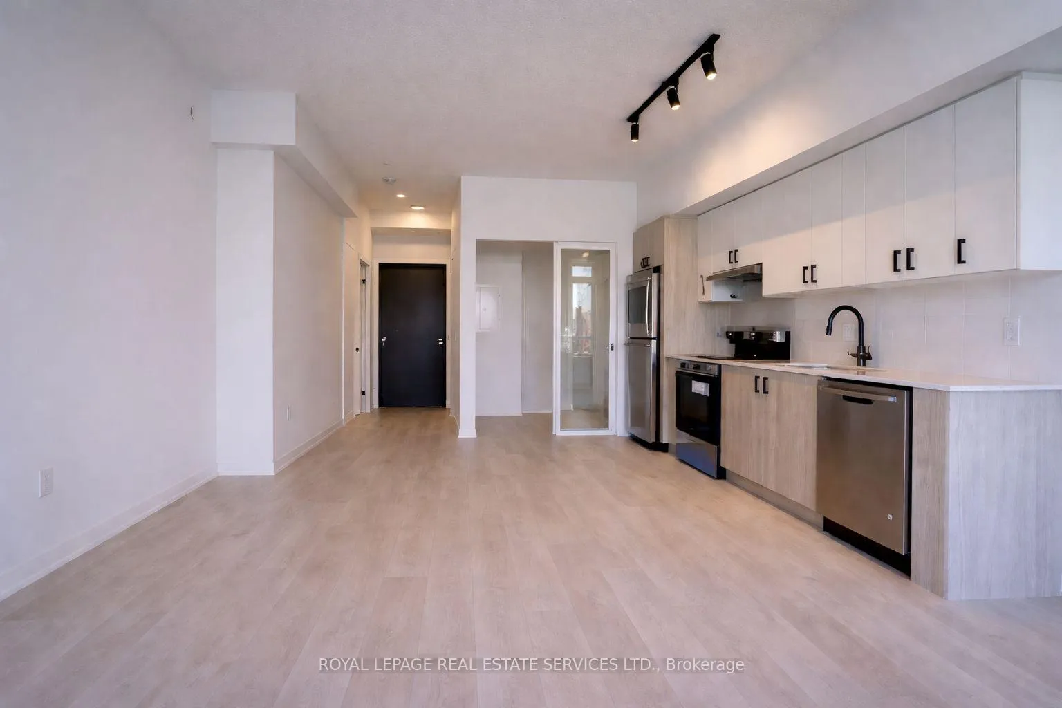 Photo 6 of Unit 327, 4878 Powers Common, Burlington, Appleby — HOMEH