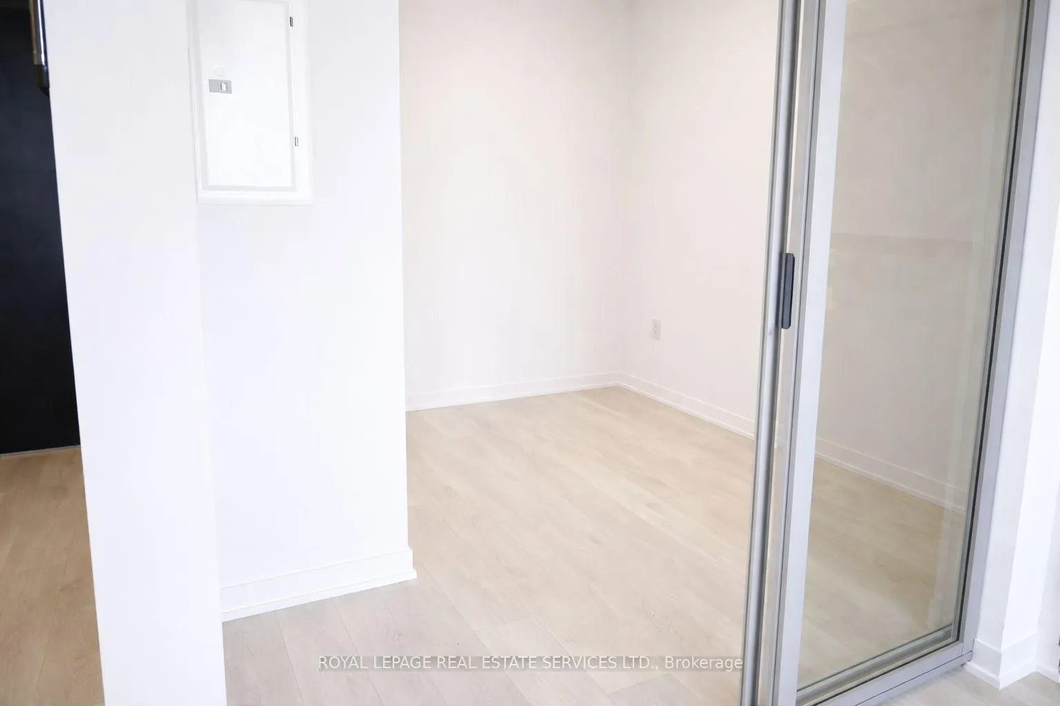 Photo 13 of Unit 327, 4878 Powers Common, Burlington, Appleby — HOMEH