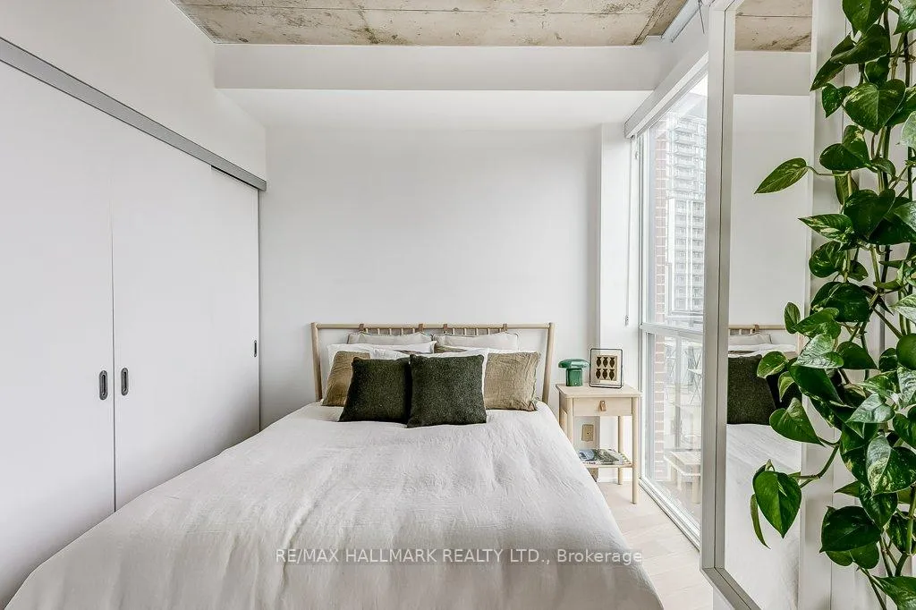 Photo 24 of Unit 907, 318 King Street E, Toronto, Moss Park — HOMEH