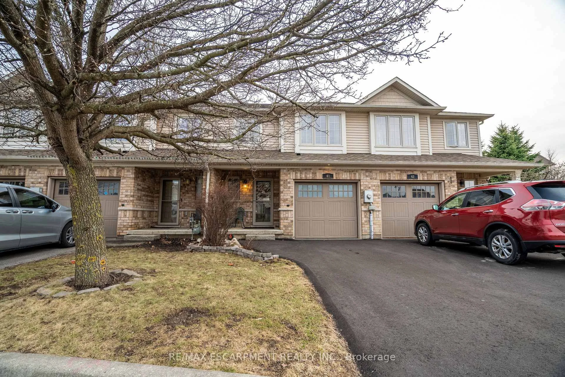 Photo 2 of Unit 41, 222 Fall Fair Way, Hamilton, Binbrook — HOMEH