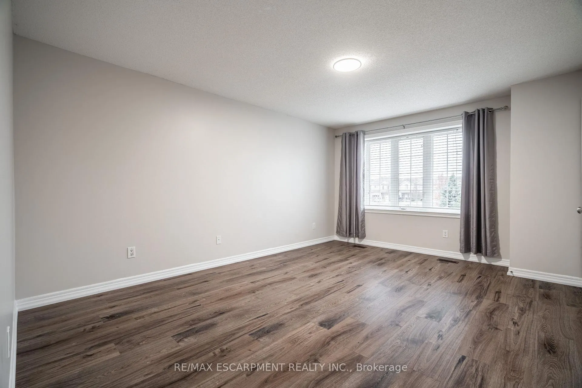 Photo 12 of Unit 41, 222 Fall Fair Way, Hamilton, Binbrook — HOMEH