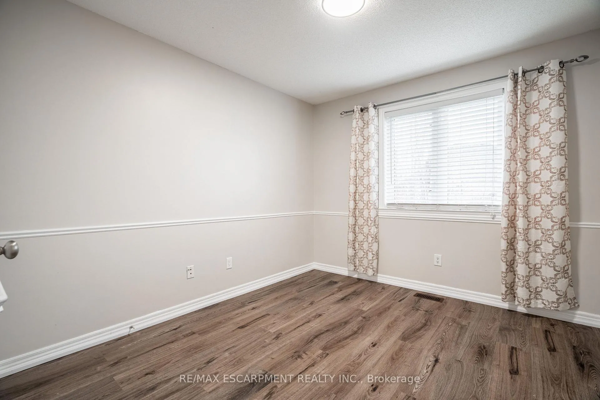 Photo 17 of Unit 41, 222 Fall Fair Way, Hamilton, Binbrook — HOMEH