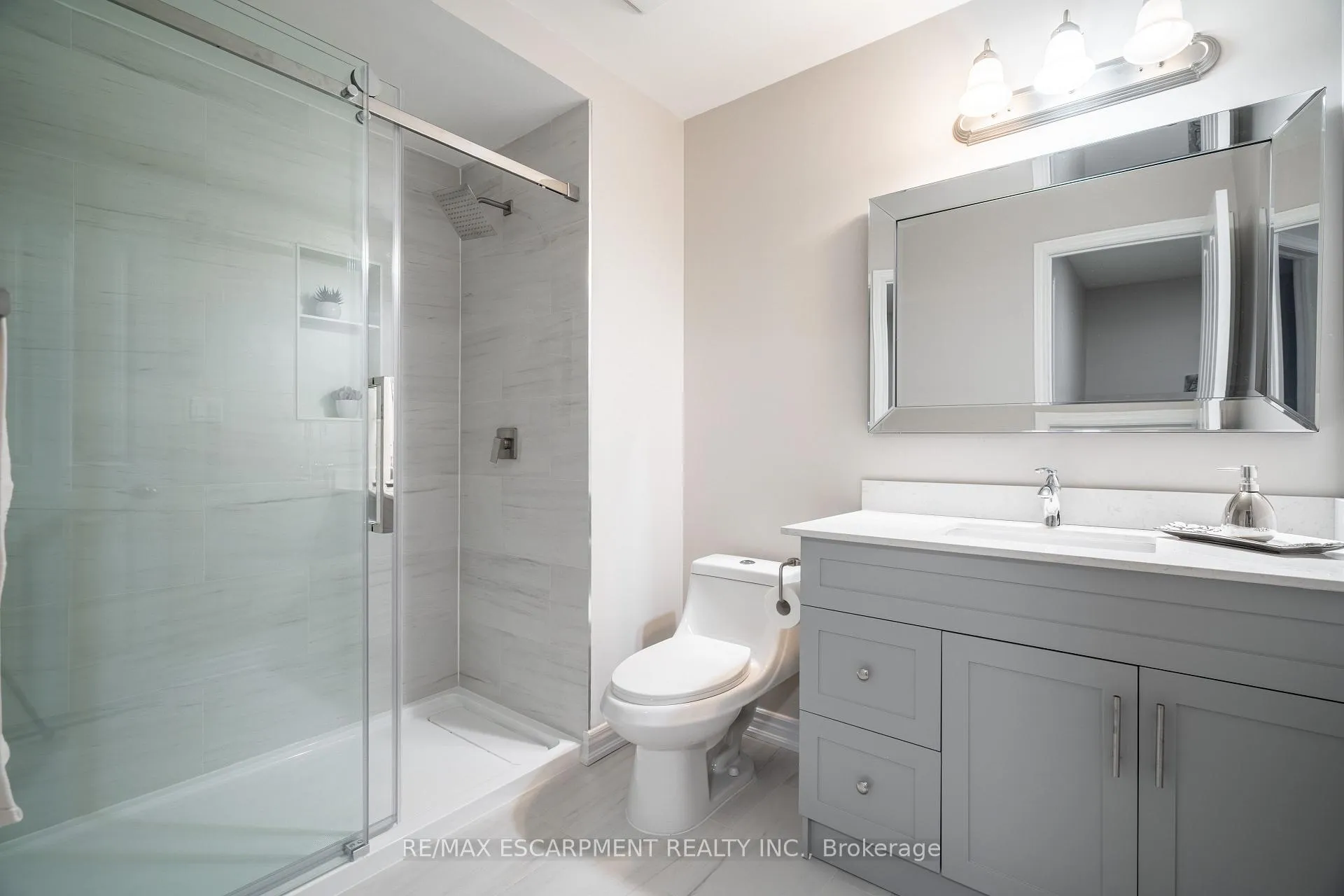 Photo 22 of Unit 41, 222 Fall Fair Way, Hamilton, Binbrook — HOMEH
