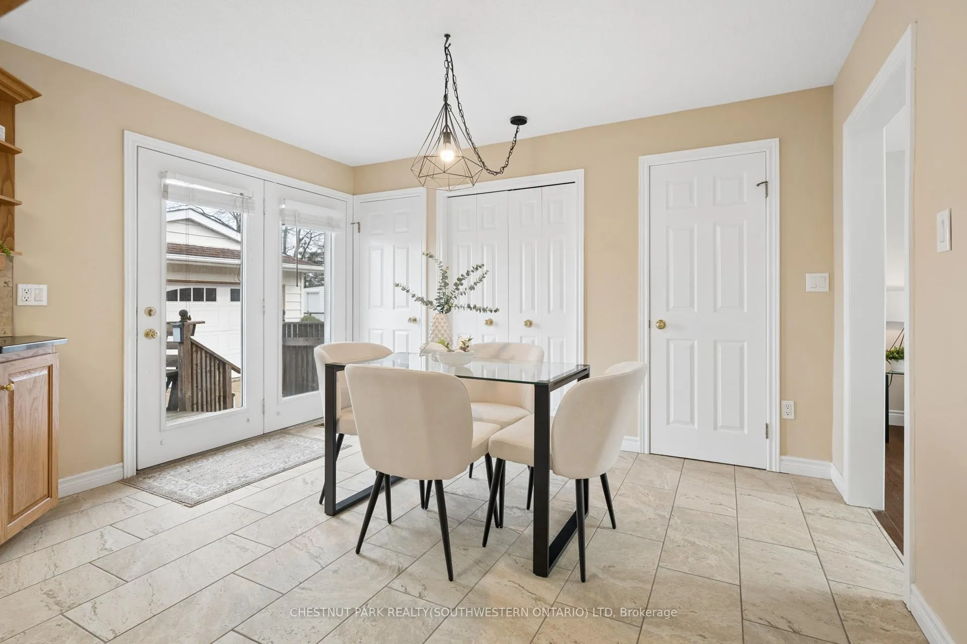 Photo 18 of 492 Ephraim Street, Kitchener — HOMEH