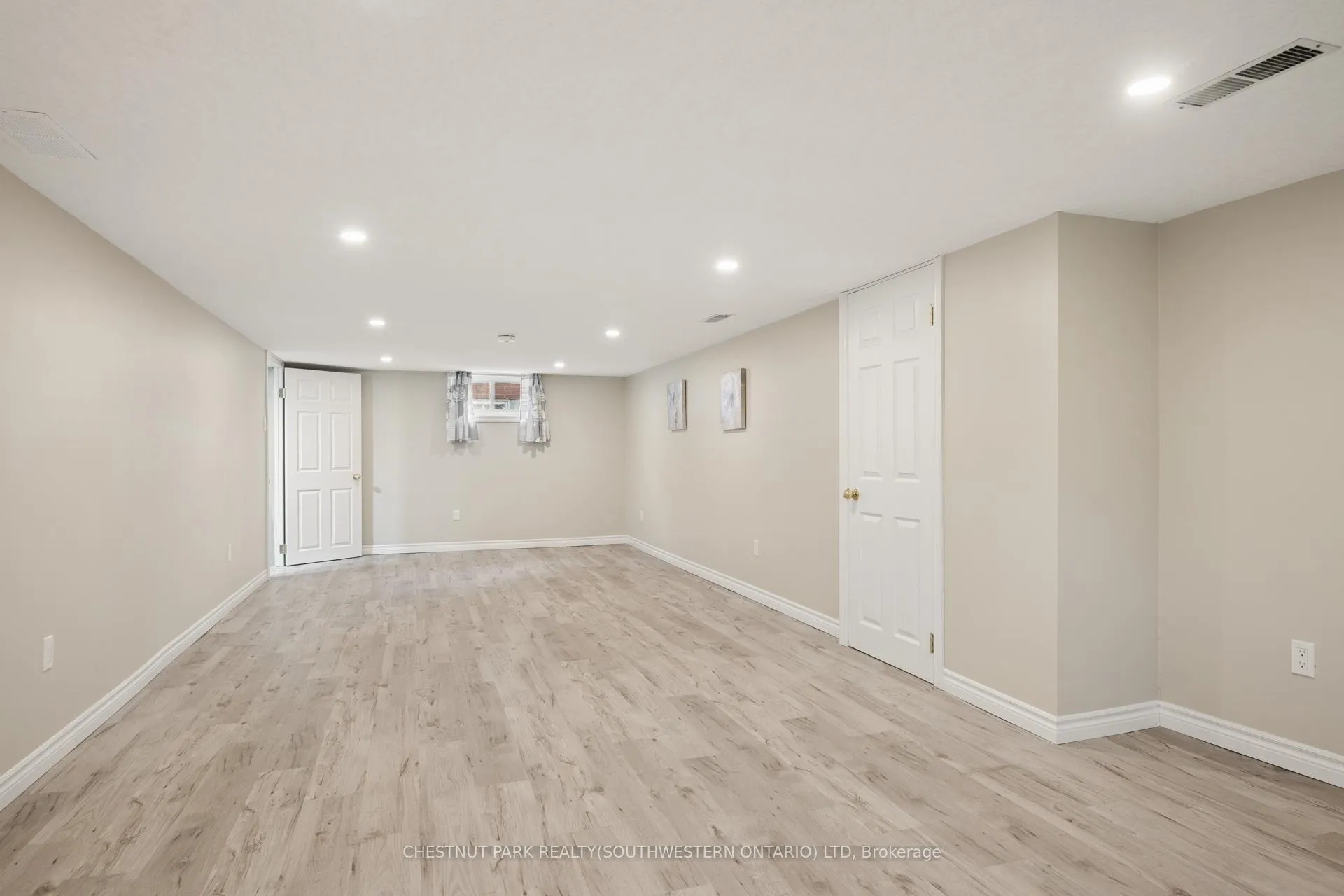 Photo 28 of 492 Ephraim Street, Kitchener — HOMEH