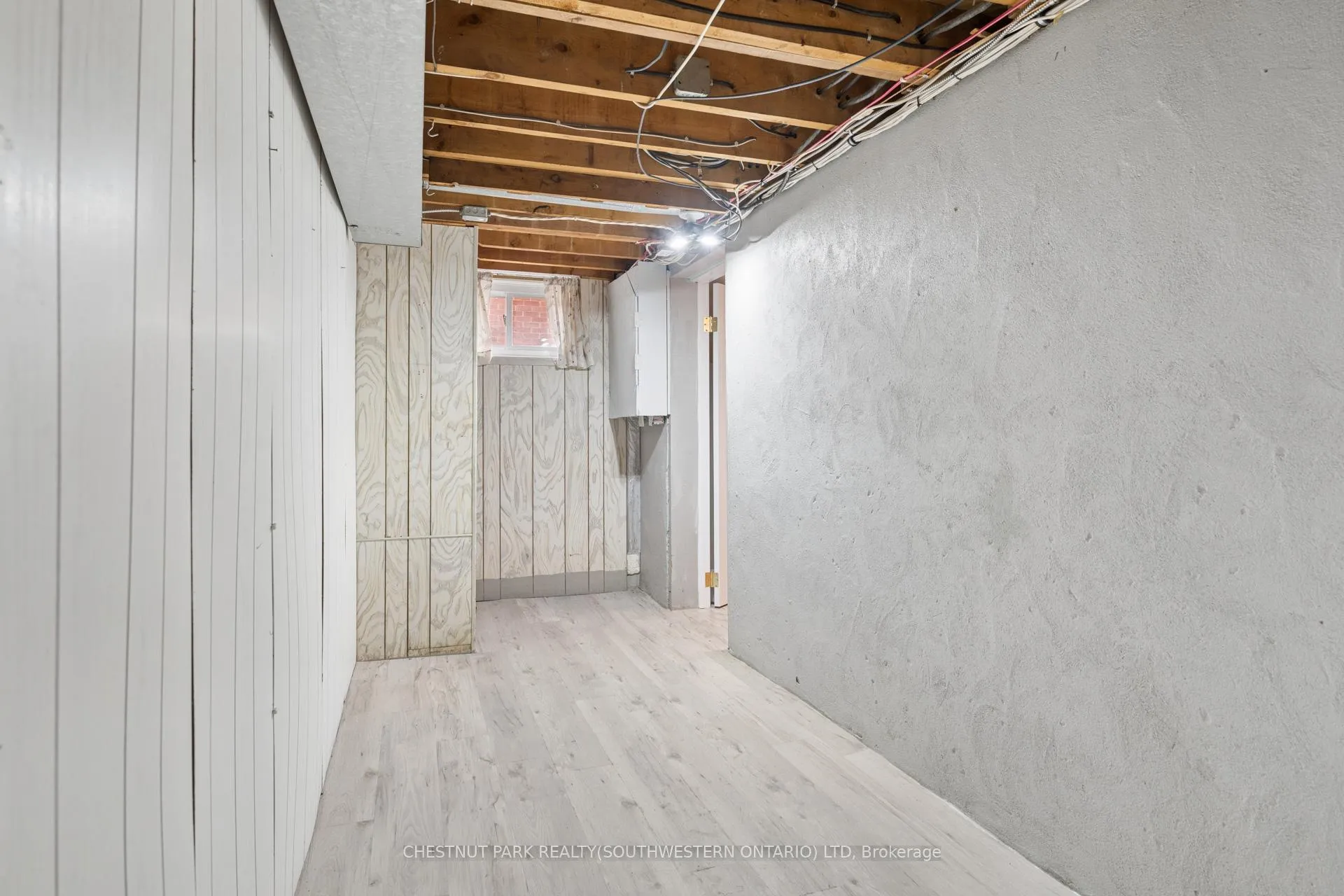 Photo 33 of 492 Ephraim Street, Kitchener — HOMEH