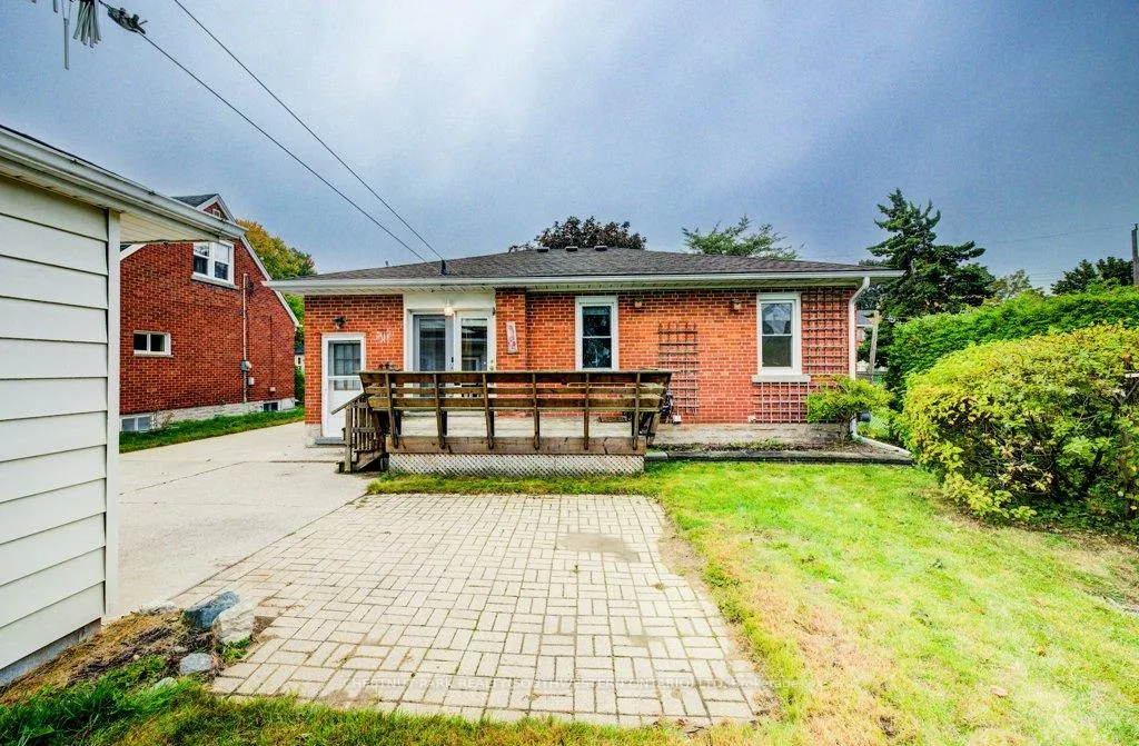 Photo 35 of 492 Ephraim Street, Kitchener — HOMEH