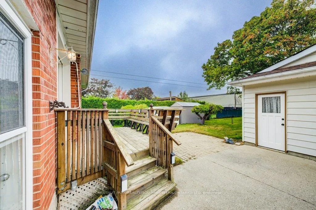 Photo 37 of 492 Ephraim Street, Kitchener — HOMEH