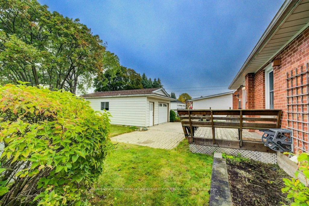 Photo 38 of 492 Ephraim Street, Kitchener — HOMEH