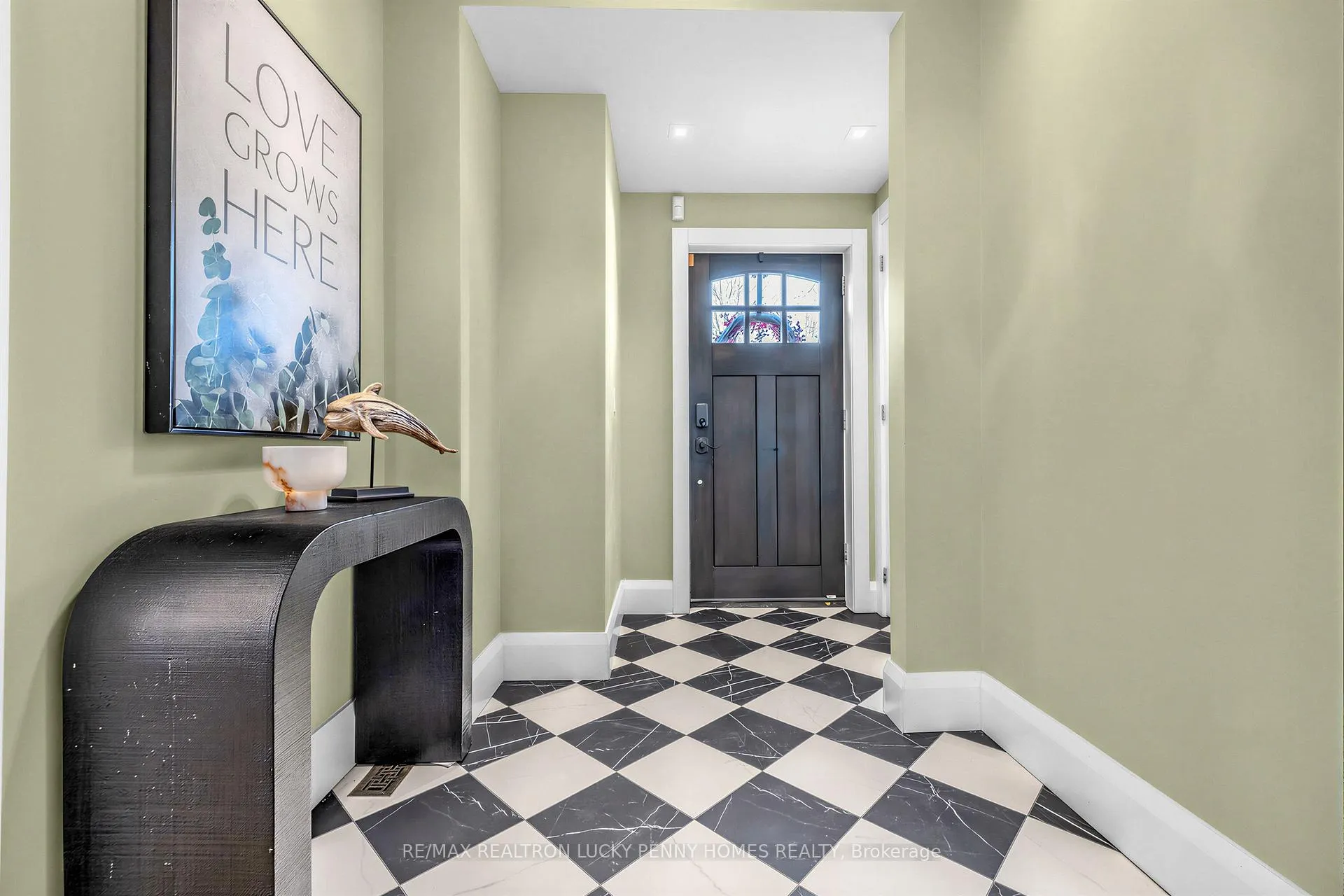 Photo 3 of 25 Cortleigh Boulevard, Toronto, Lawrence Park South — HOMEH