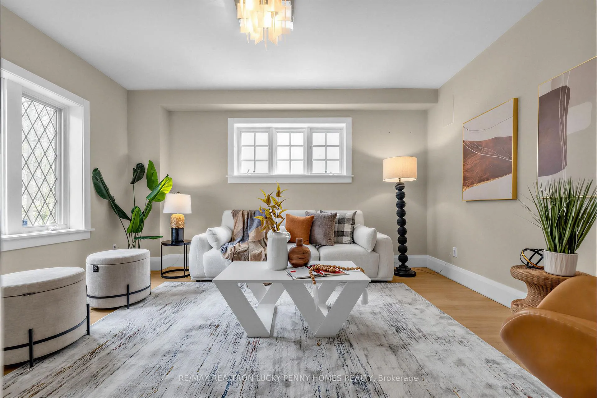 Photo 5 of 25 Cortleigh Boulevard, Toronto, Lawrence Park South — HOMEH