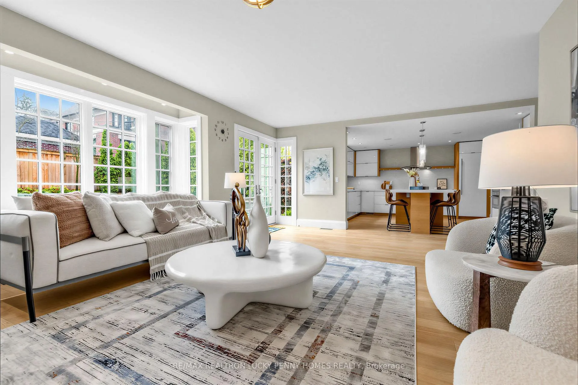 Photo 20 of 25 Cortleigh Boulevard, Toronto, Lawrence Park South — HOMEH