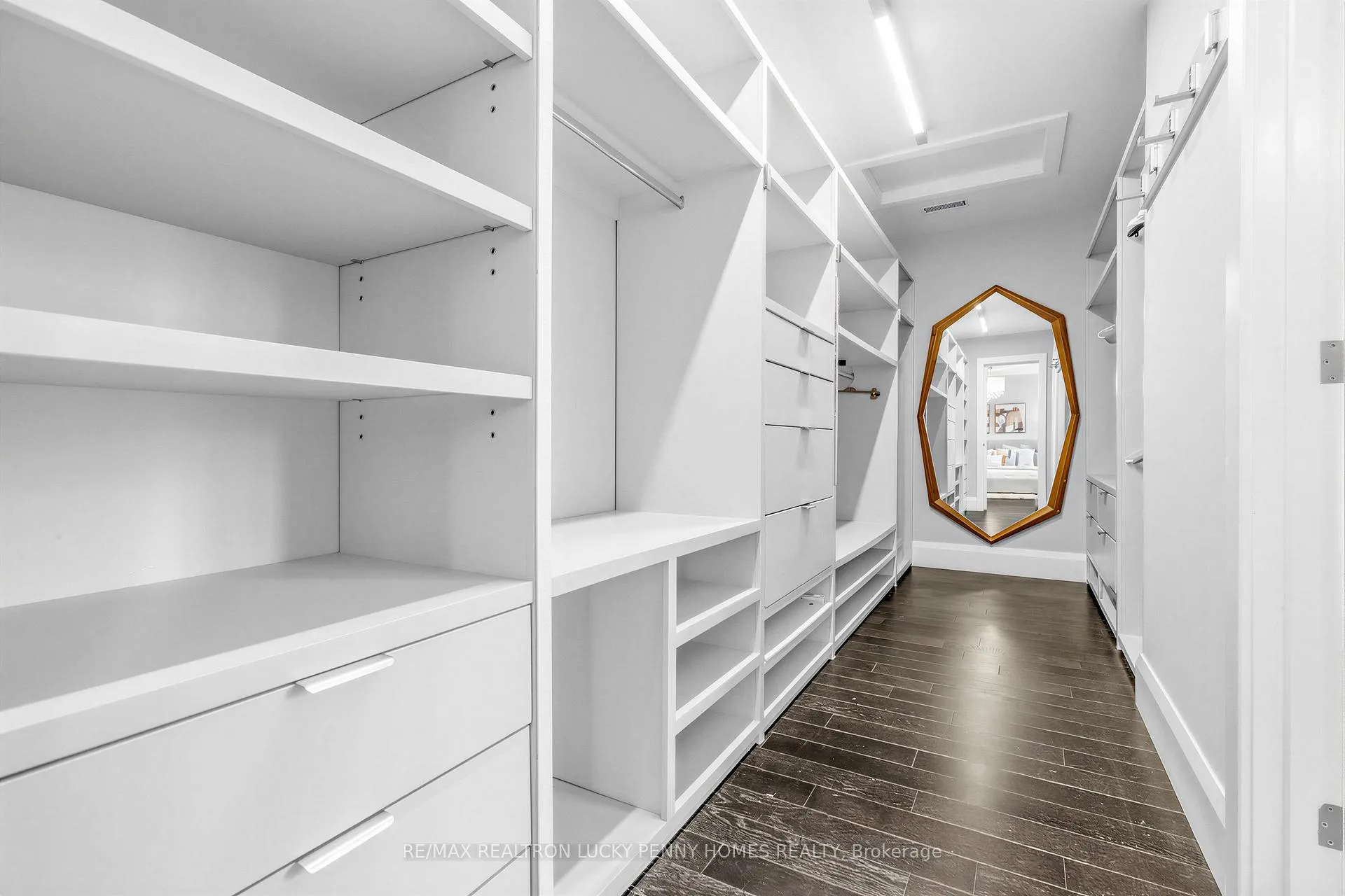 Photo 25 of 25 Cortleigh Boulevard, Toronto, Lawrence Park South — HOMEH