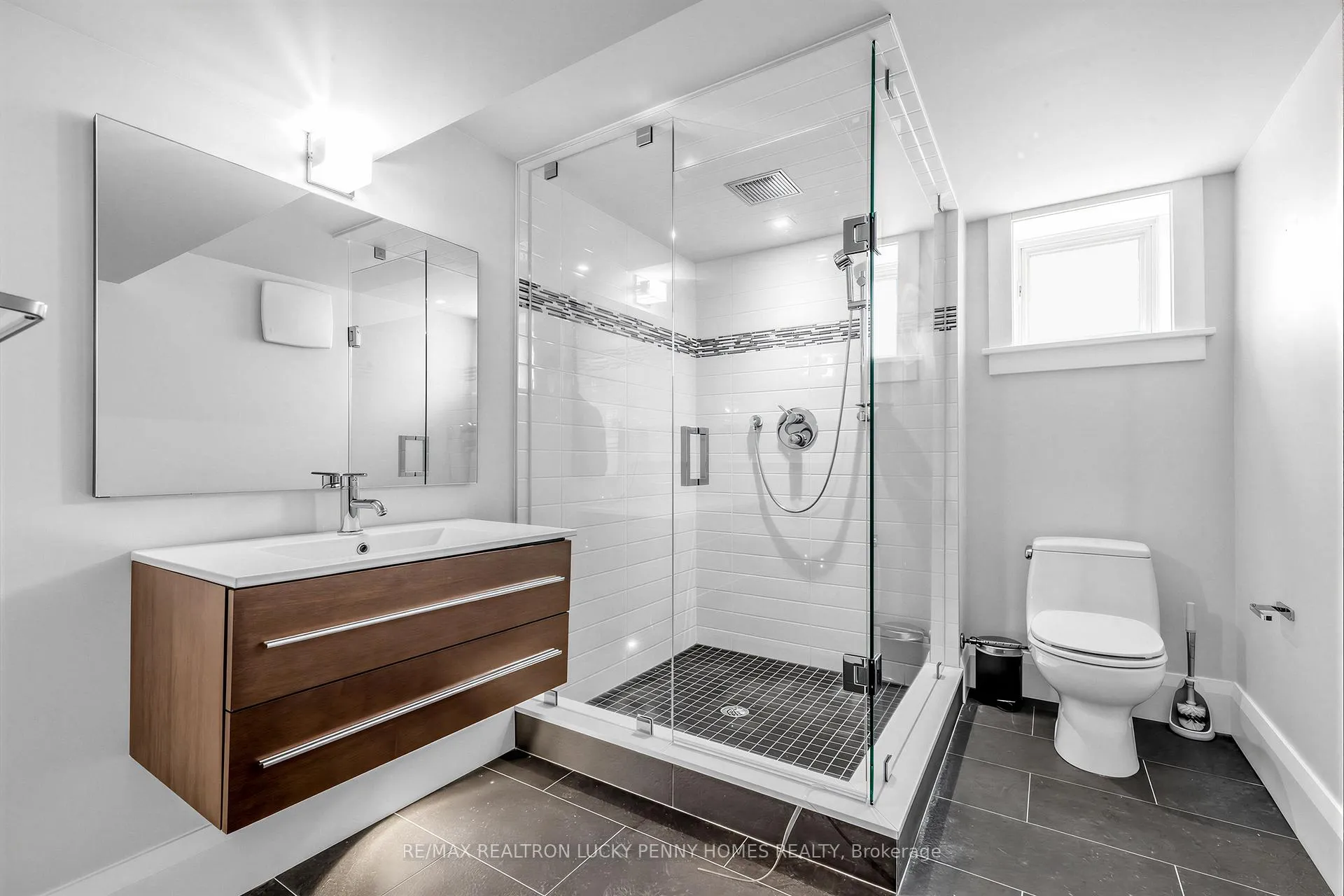 Photo 41 of 25 Cortleigh Boulevard, Toronto, Lawrence Park South — HOMEH