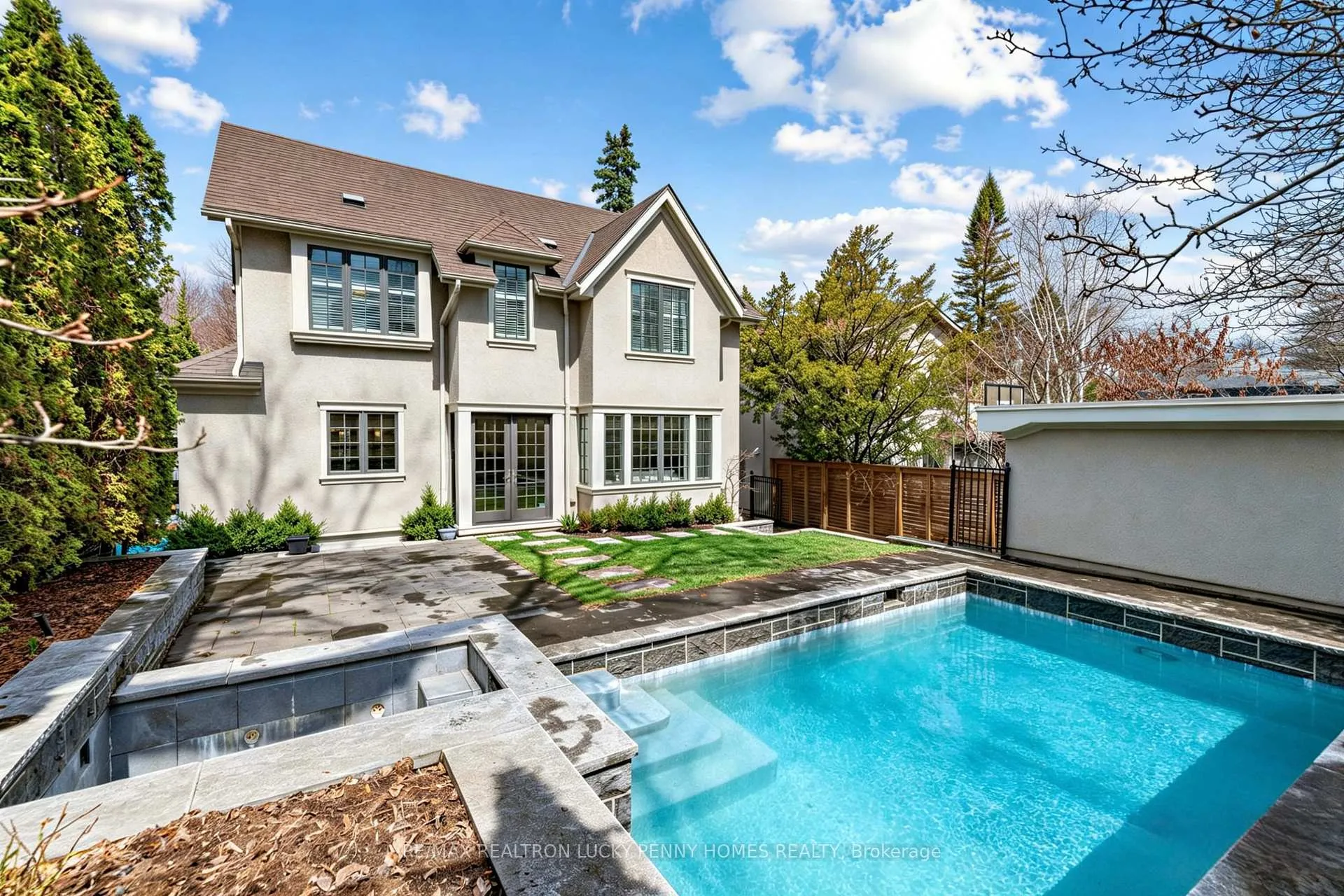 Photo 50 of 25 Cortleigh Boulevard, Toronto, Lawrence Park South — HOMEH