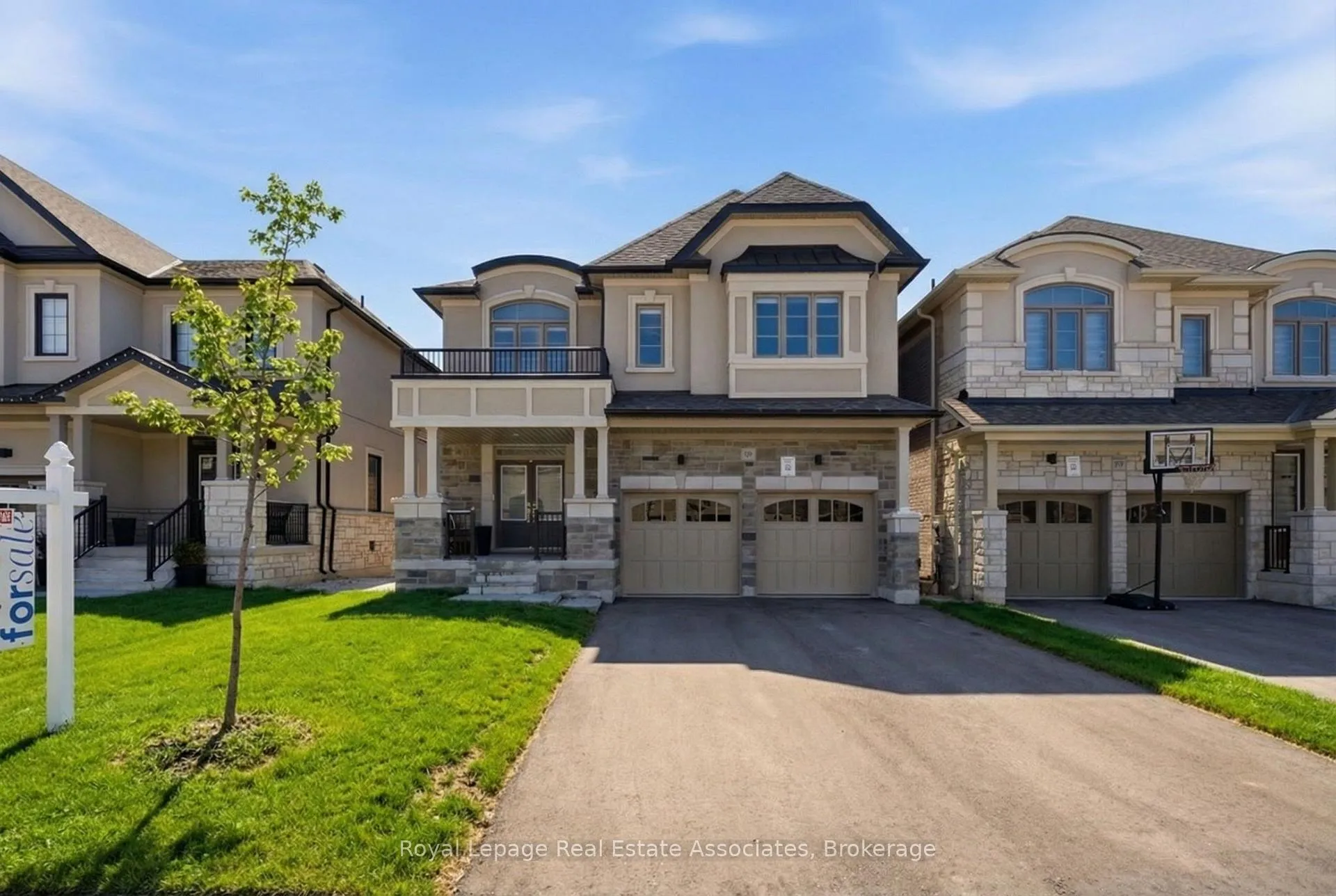 Photo 1 of 103 Northrop Avenue, Clarington, Newcastle — HOMEH