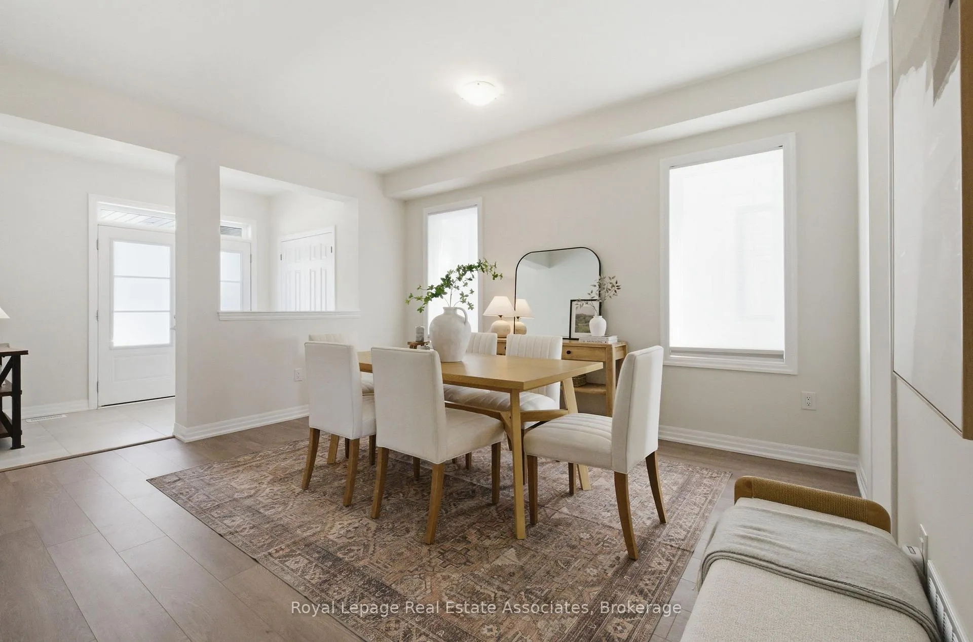 Photo 4 of 103 Northrop Avenue, Clarington, Newcastle — HOMEH