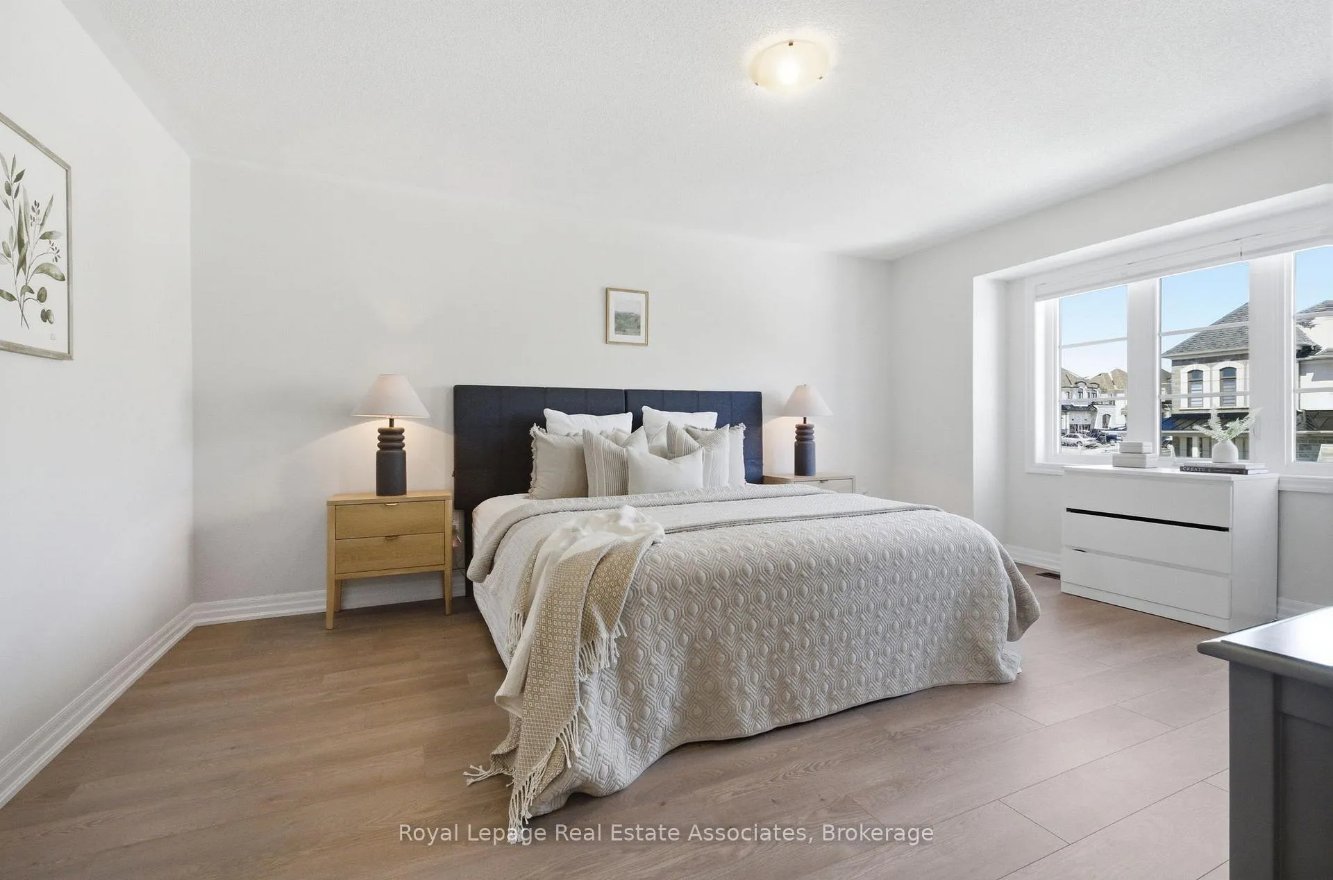 Photo 25 of 103 Northrop Avenue, Clarington, Newcastle — HOMEH
