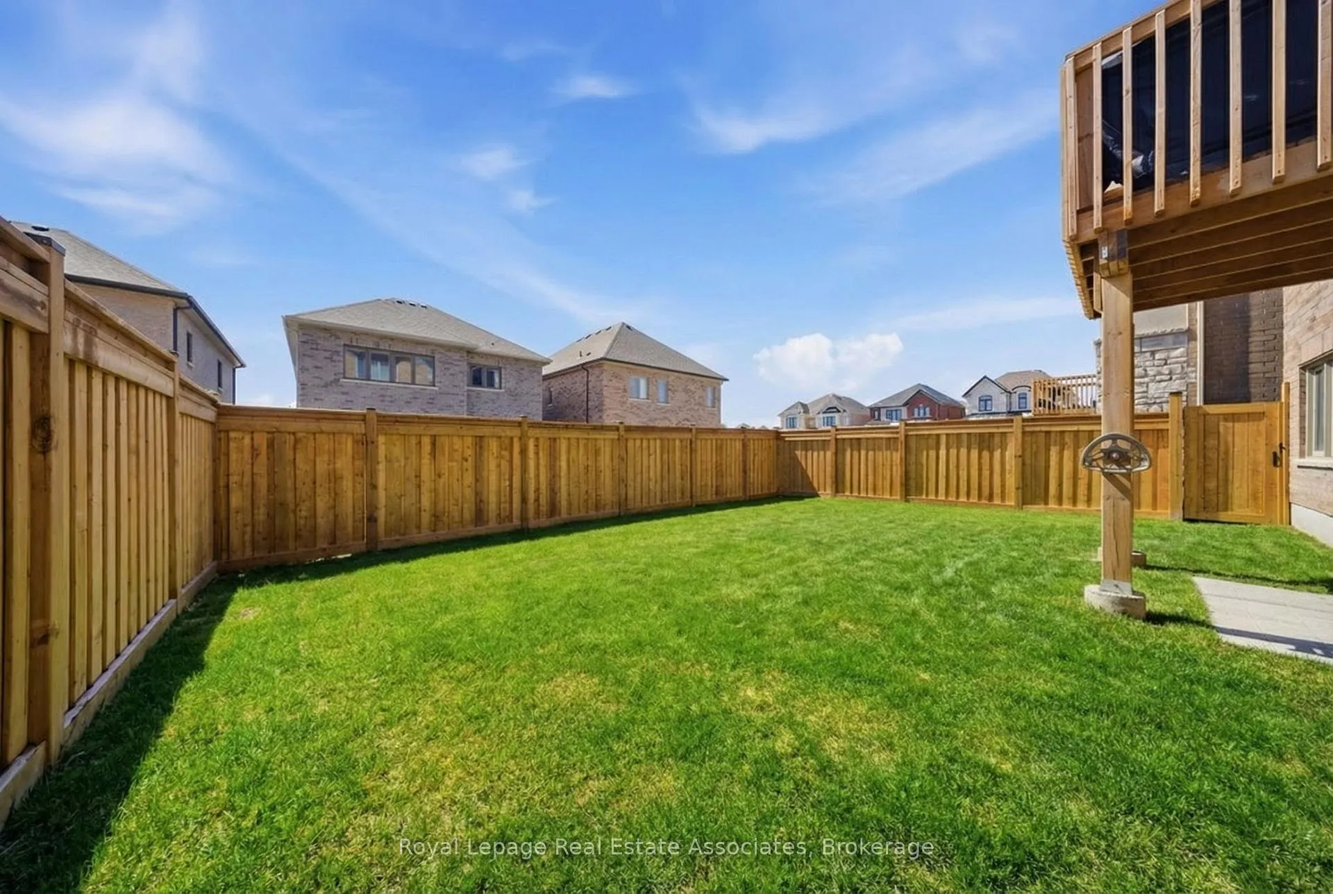 Photo 41 of 103 Northrop Avenue, Clarington, Newcastle — HOMEH