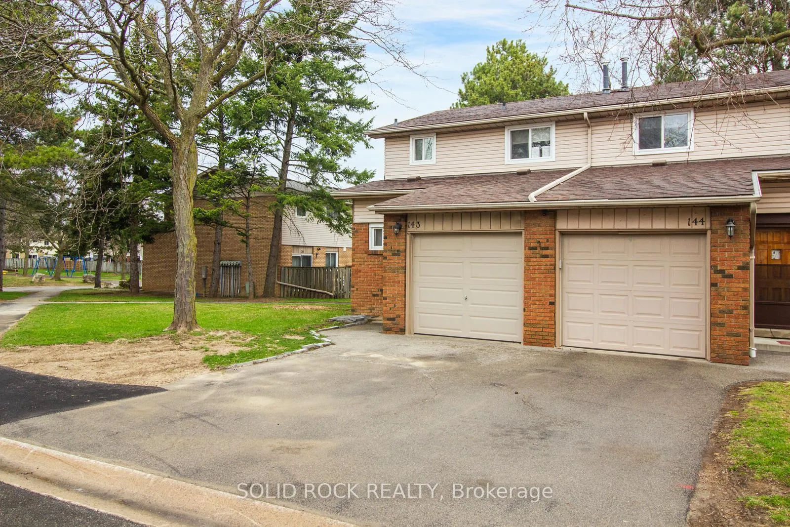 Photo 2 of Unit 143, 100 Quigley Road, Hamilton, Vincent — HOMEH