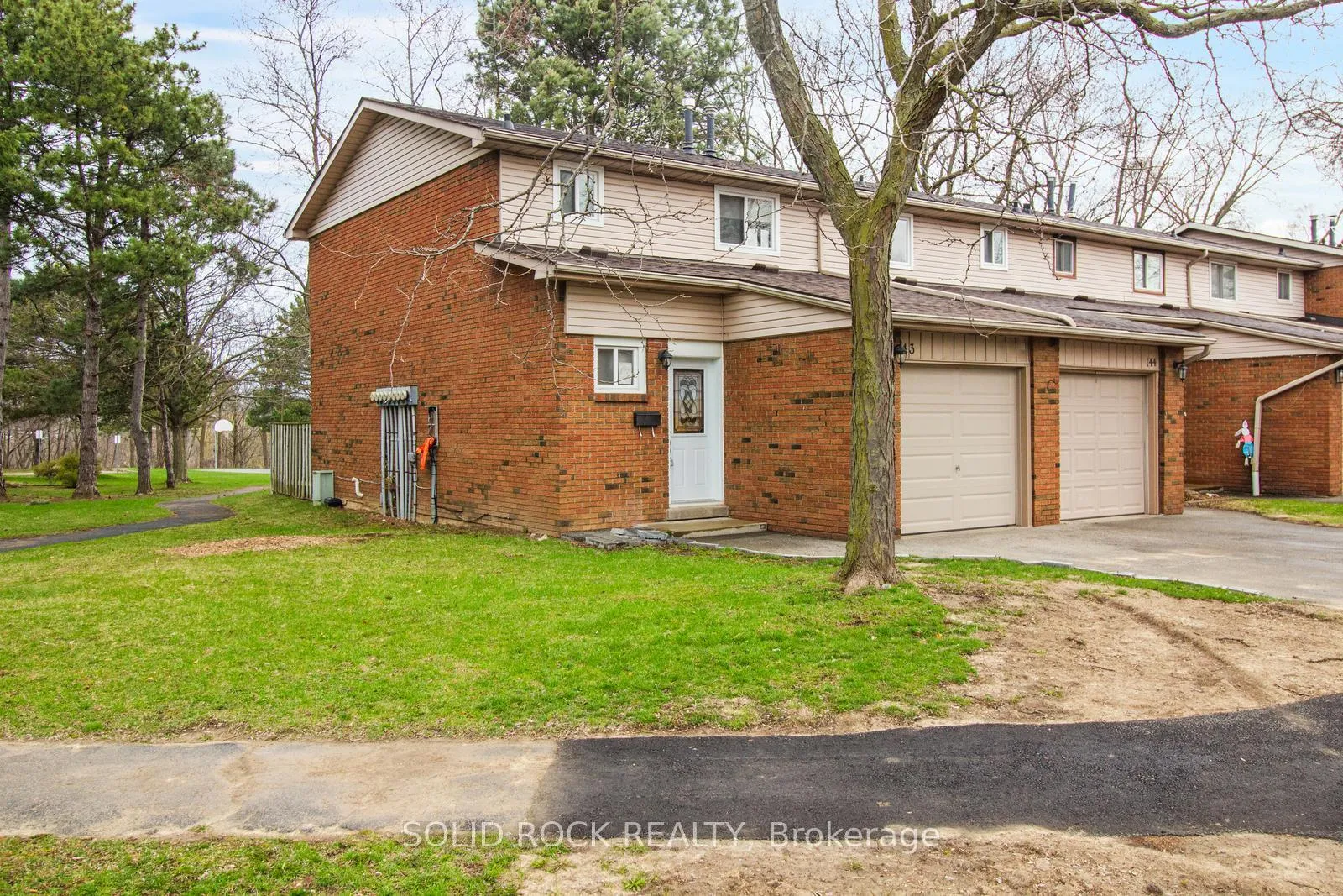 Photo 3 of Unit 143, 100 Quigley Road, Hamilton, Vincent — HOMEH