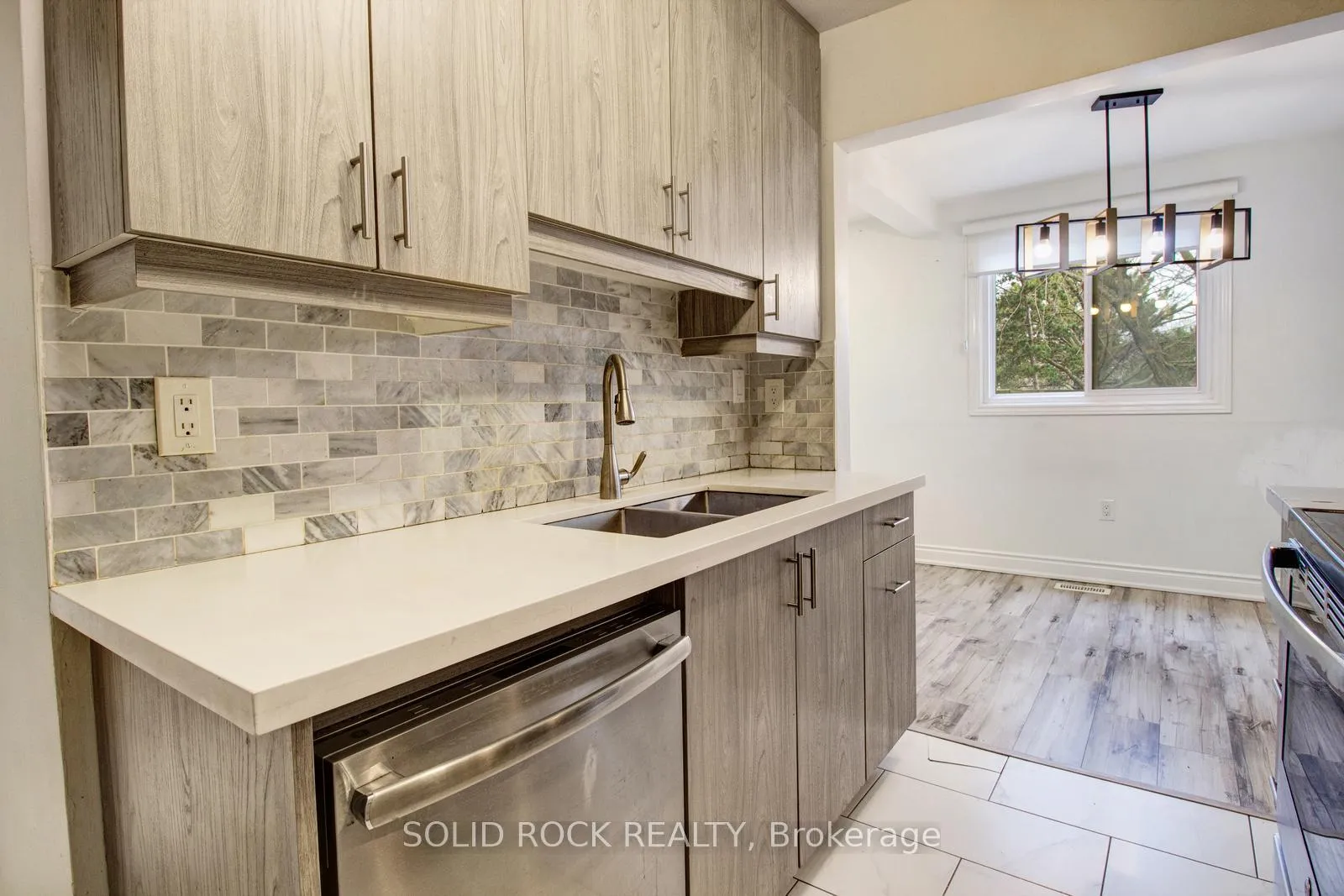 Photo 14 of Unit 143, 100 Quigley Road, Hamilton, Vincent — HOMEH
