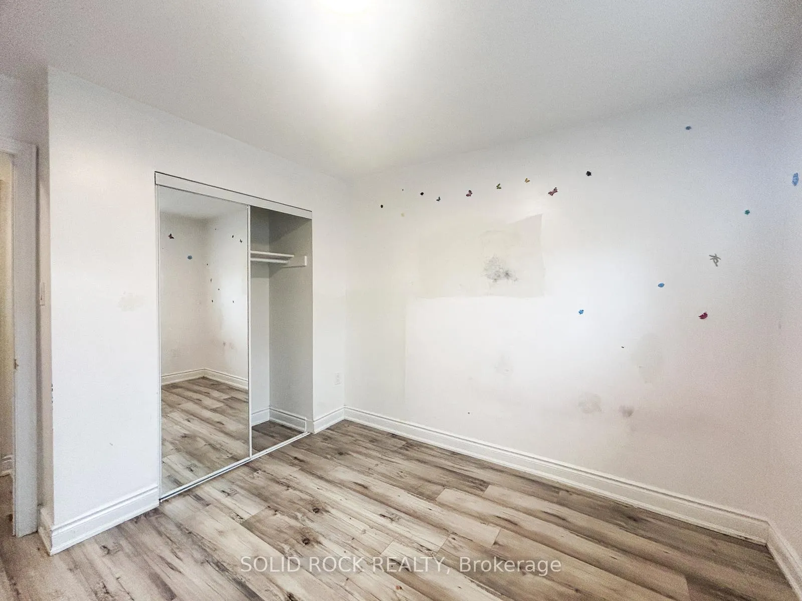 Photo 20 of Unit 143, 100 Quigley Road, Hamilton, Vincent — HOMEH