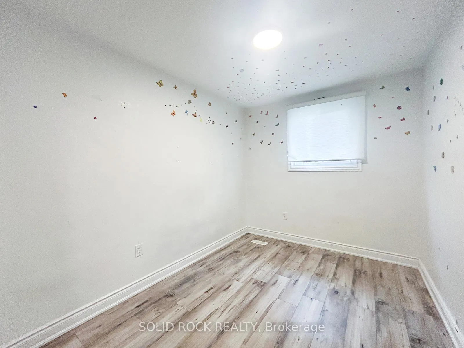 Photo 21 of Unit 143, 100 Quigley Road, Hamilton, Vincent — HOMEH
