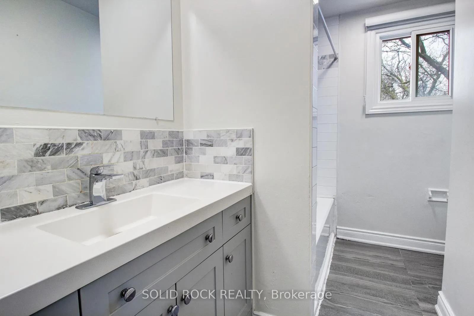 Photo 23 of Unit 143, 100 Quigley Road, Hamilton, Vincent — HOMEH