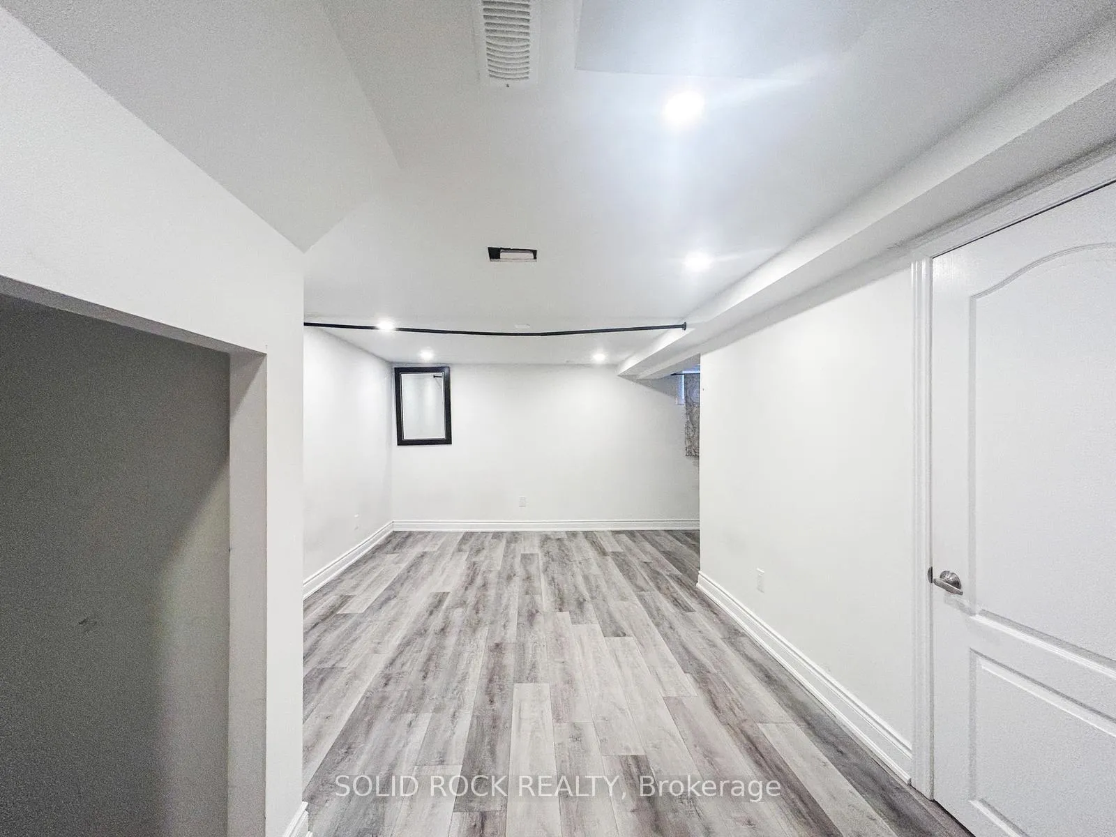 Photo 26 of Unit 143, 100 Quigley Road, Hamilton, Vincent — HOMEH