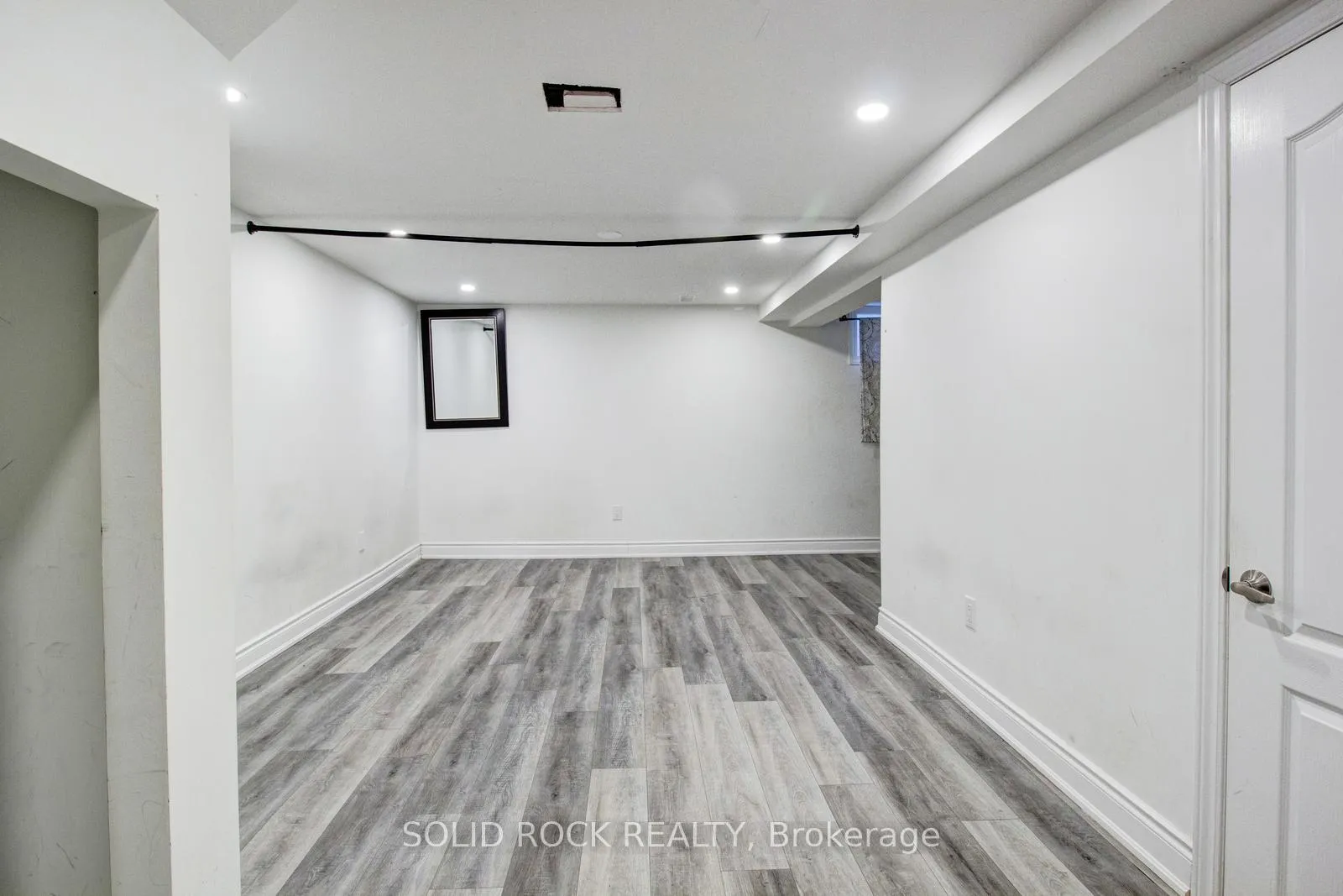 Photo 27 of Unit 143, 100 Quigley Road, Hamilton, Vincent — HOMEH