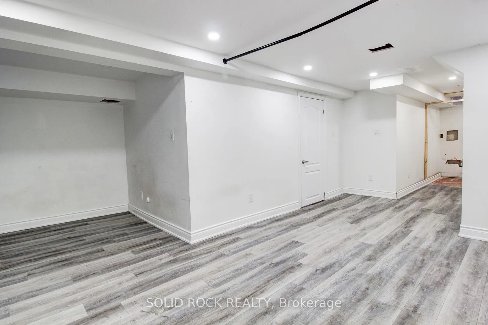 Photo 28 of Unit 143, 100 Quigley Road, Hamilton, Vincent — HOMEH