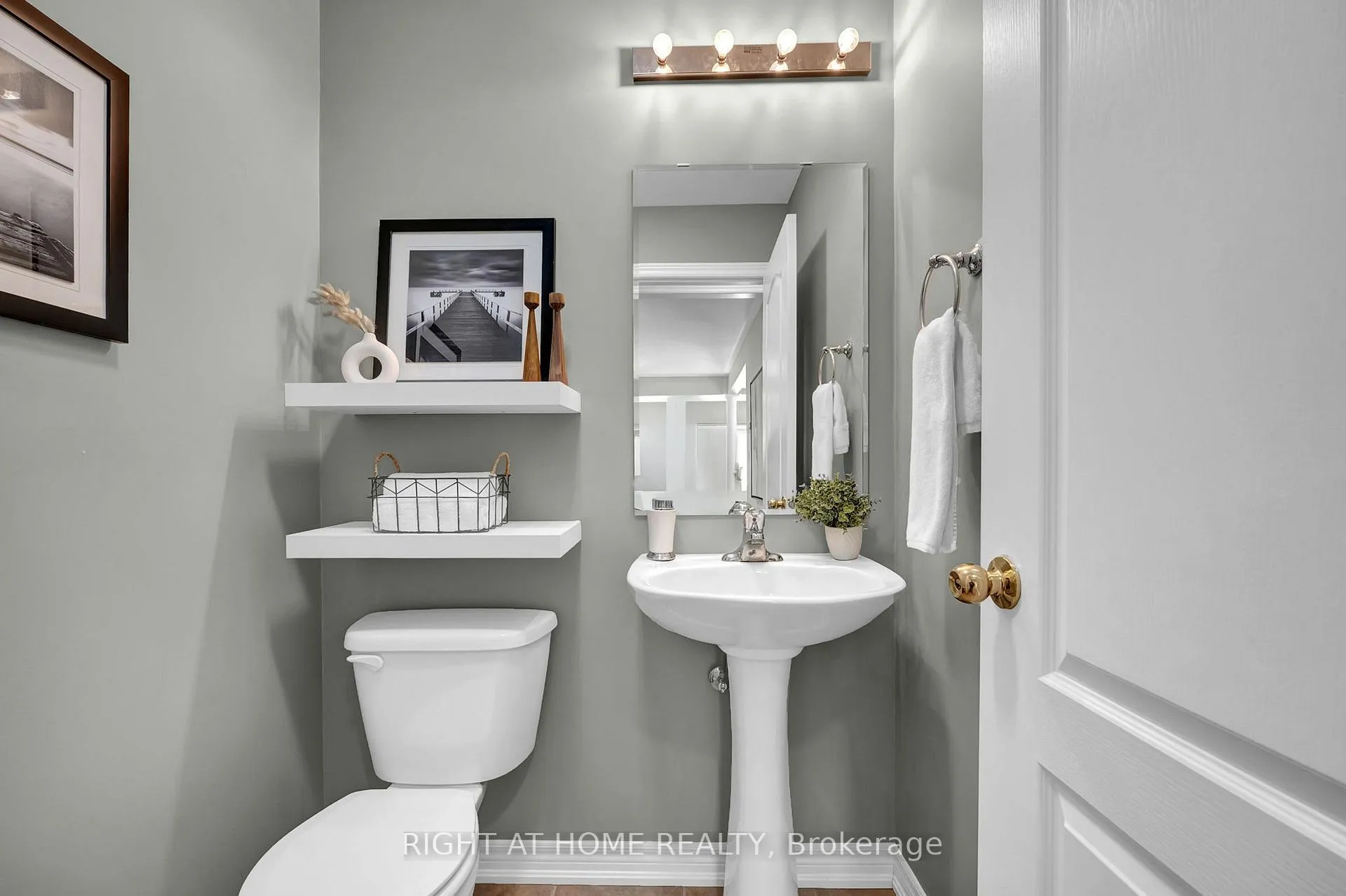 Photo 22 of 119 Mildenhall Place, Whitby, Brooklin — HOMEH