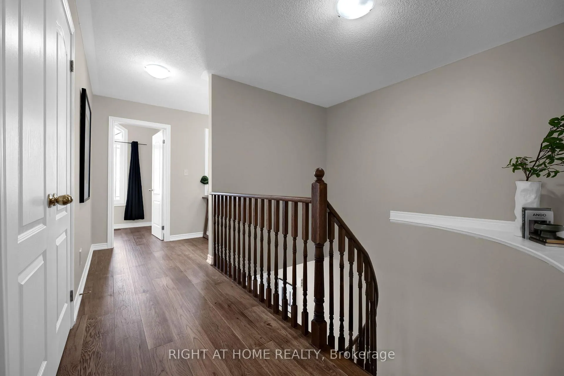 Photo 25 of 119 Mildenhall Place, Whitby, Brooklin — HOMEH