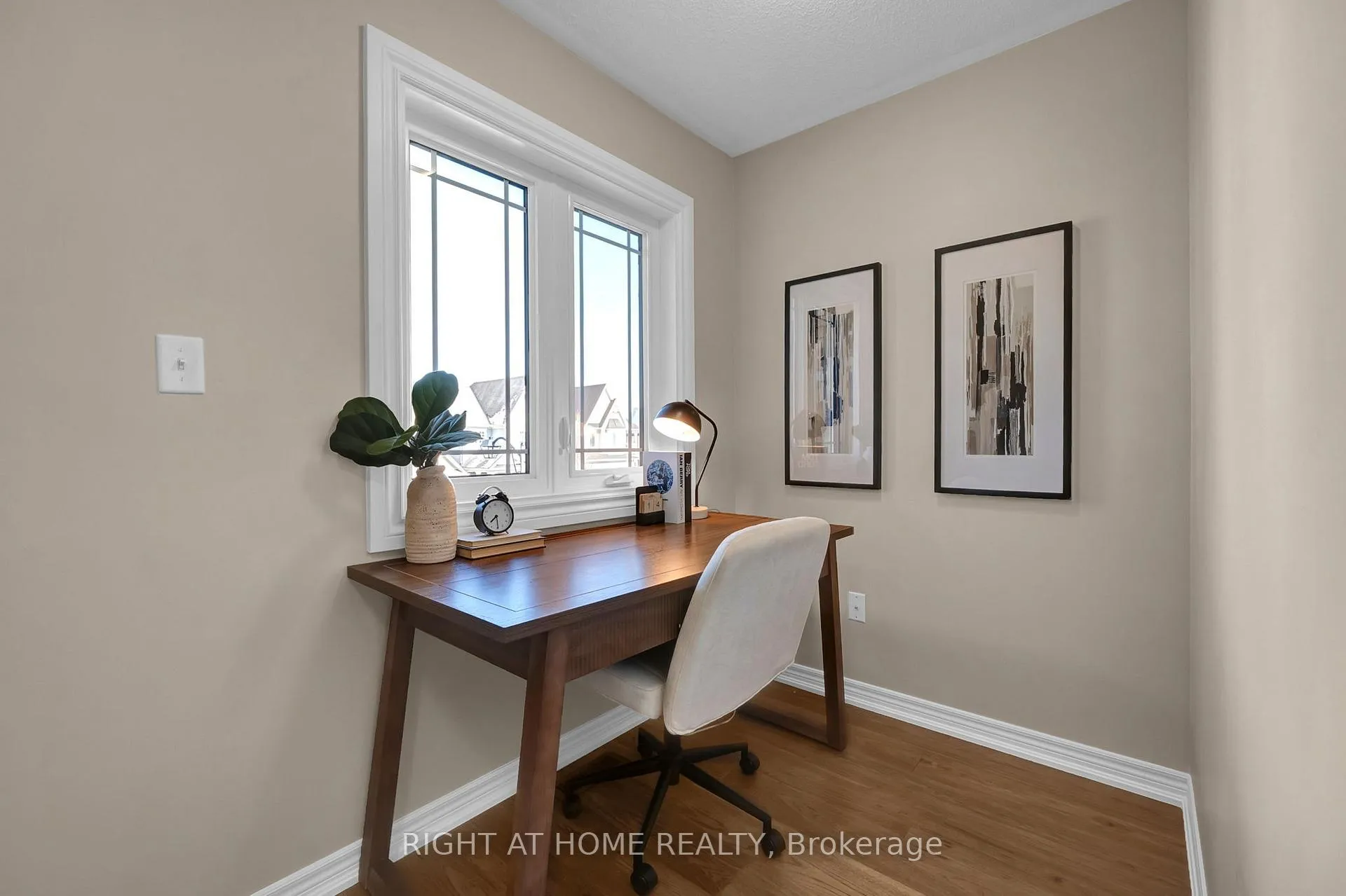 Photo 36 of 119 Mildenhall Place, Whitby, Brooklin — HOMEH