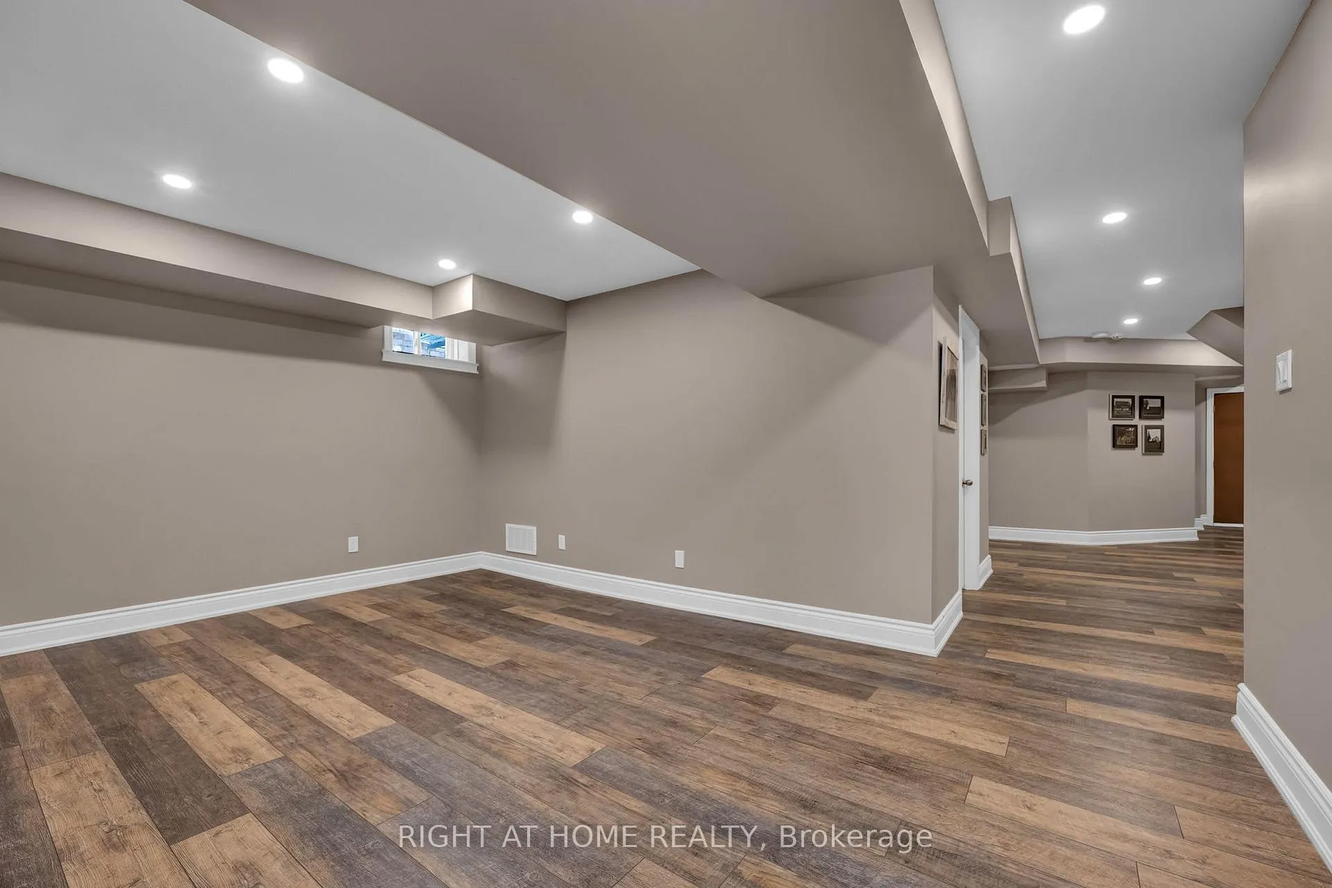 Photo 43 of 119 Mildenhall Place, Whitby, Brooklin — HOMEH
