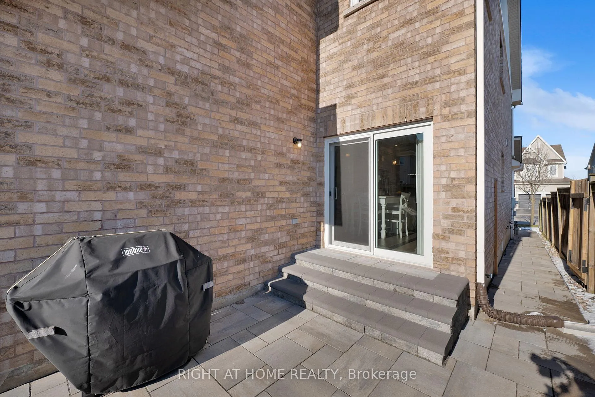 Photo 50 of 119 Mildenhall Place, Whitby, Brooklin — HOMEH