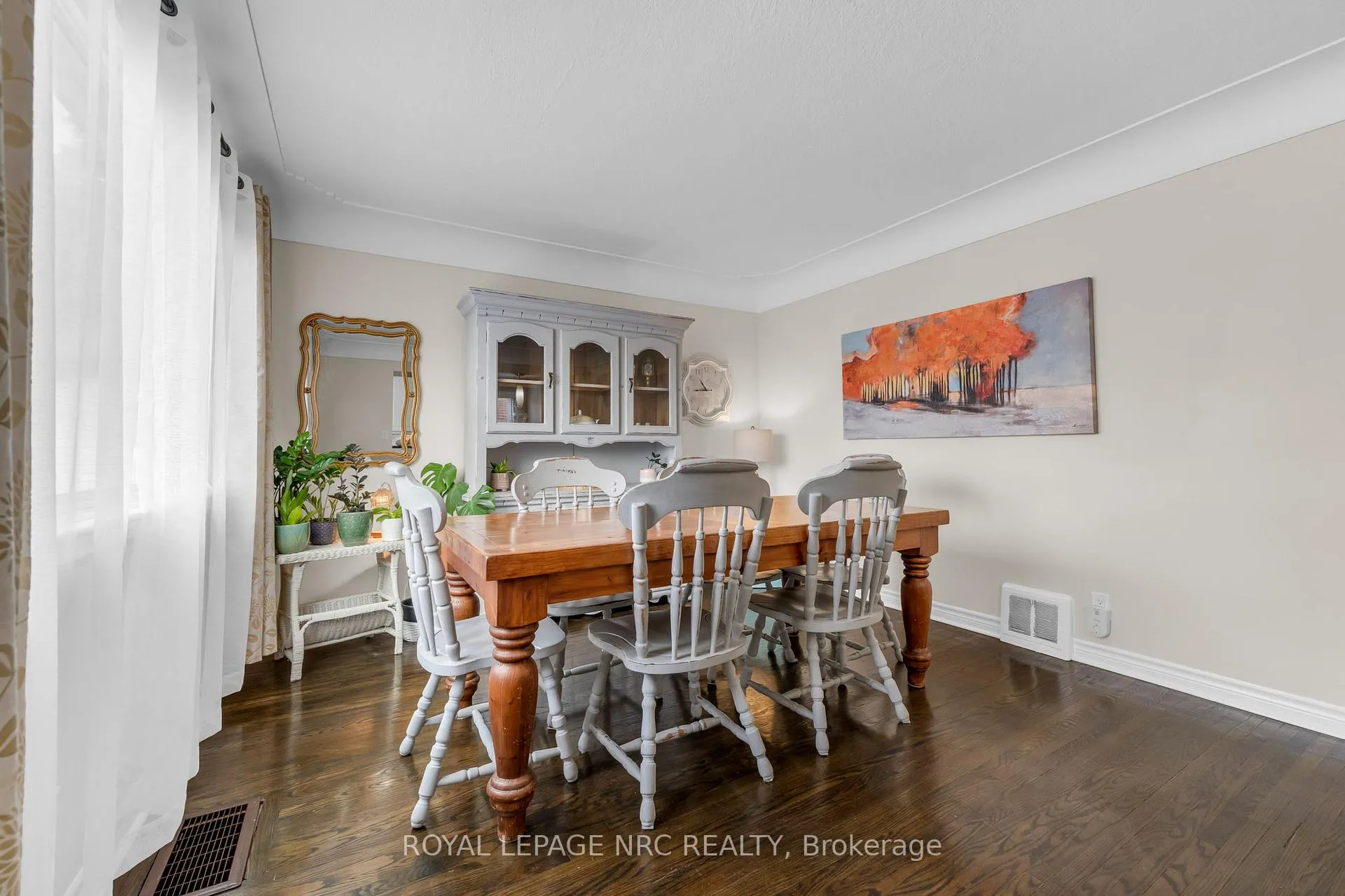 Photo 9 of 475 East 38th Street, Hamilton, Macassa — HOMEH