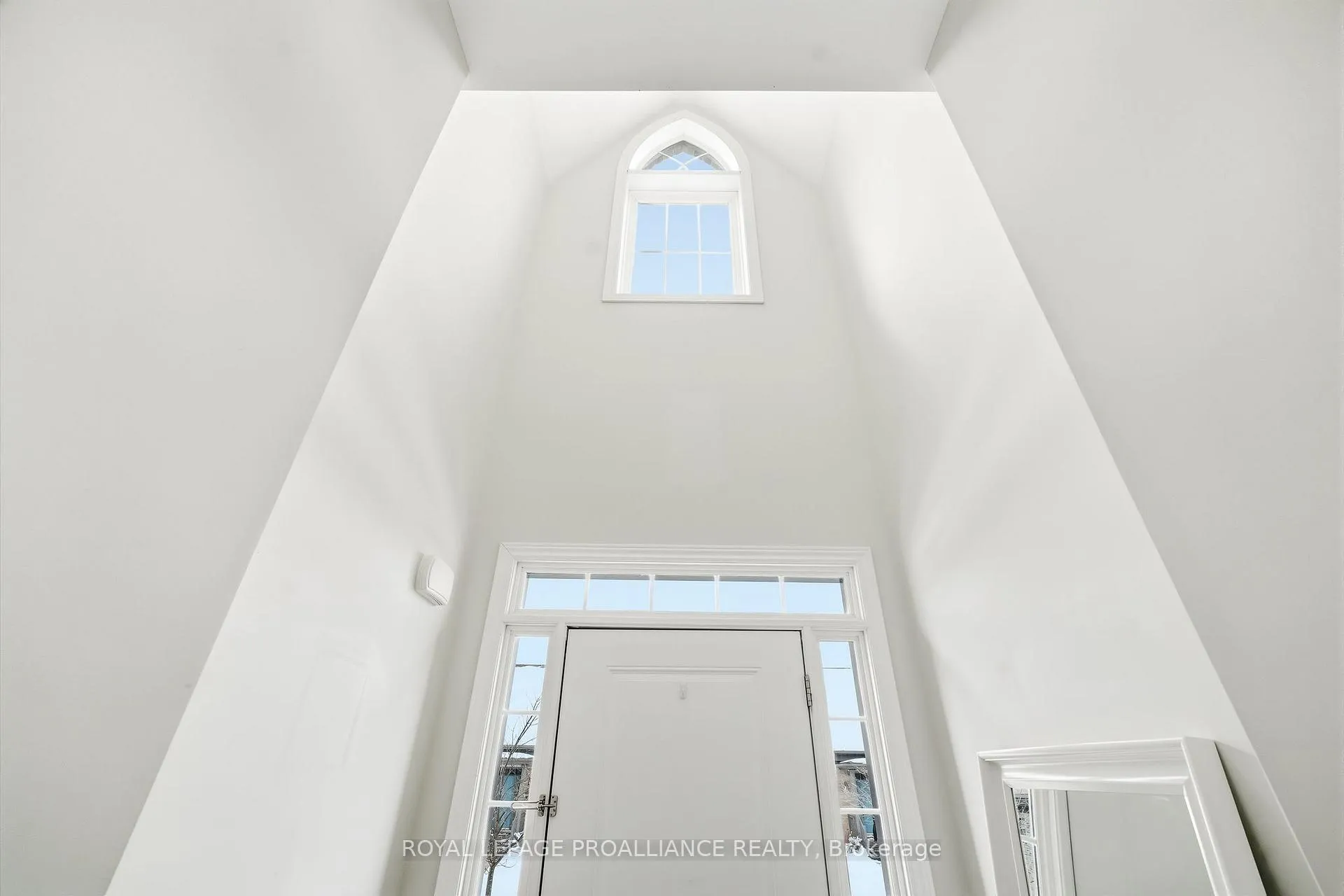 Photo 6 of 710 Elmer Hutton Street, Cobourg — HOMEH