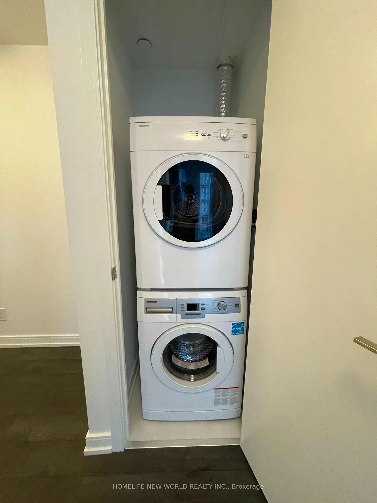 Photo 9 of Unit 1207, 28 Wellesley Street E, Toronto, Church-Yonge Corridor — HOMEH