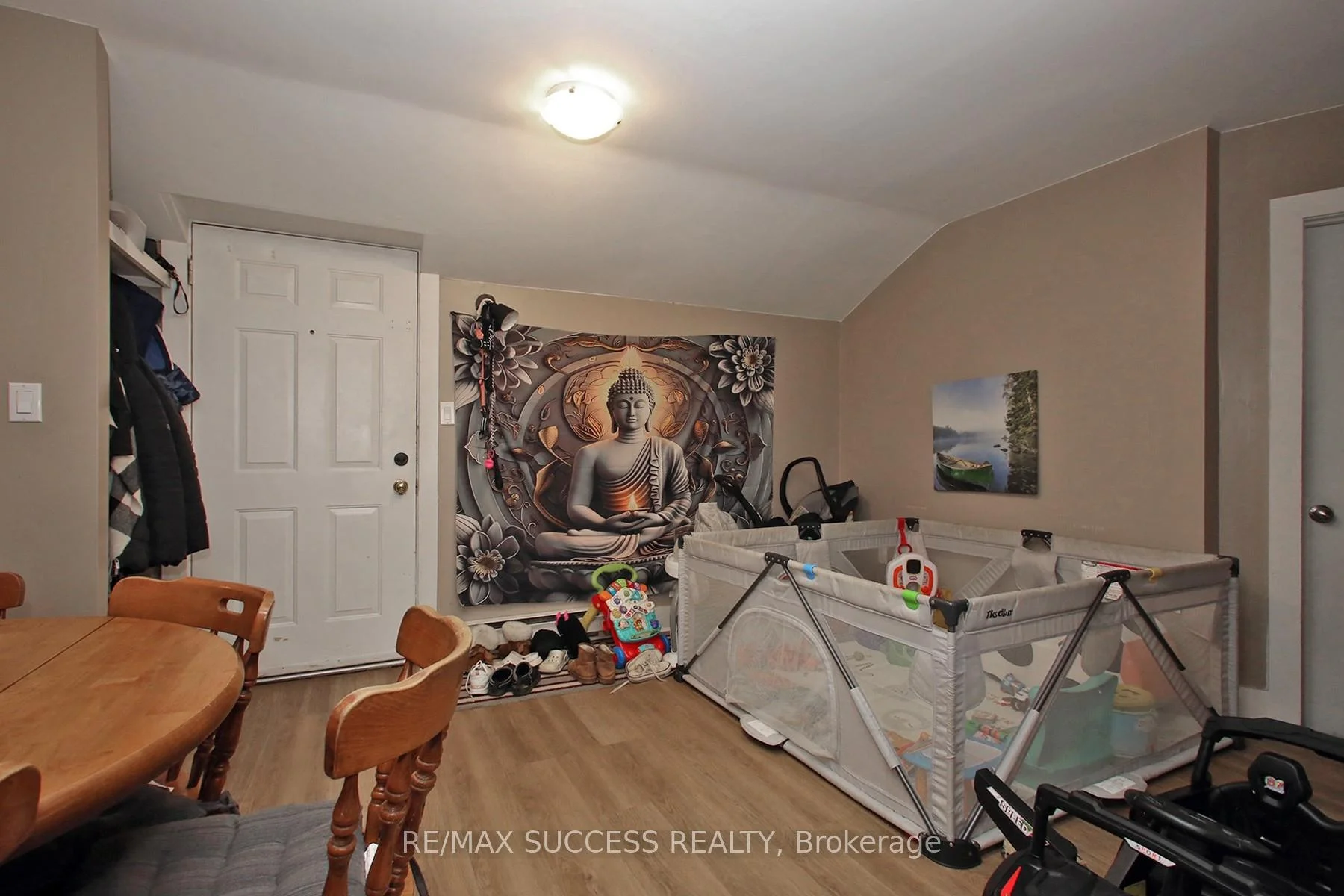 Photo 28 of 22 & 24 River Street, Thorold, Port Robinson — HOMEH