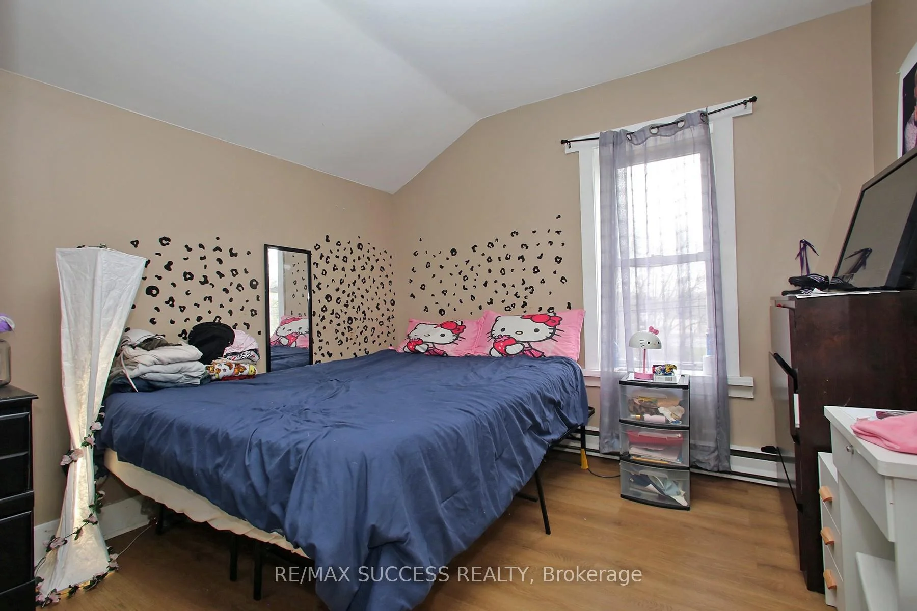Photo 29 of 22 & 24 River Street, Thorold, Port Robinson — HOMEH