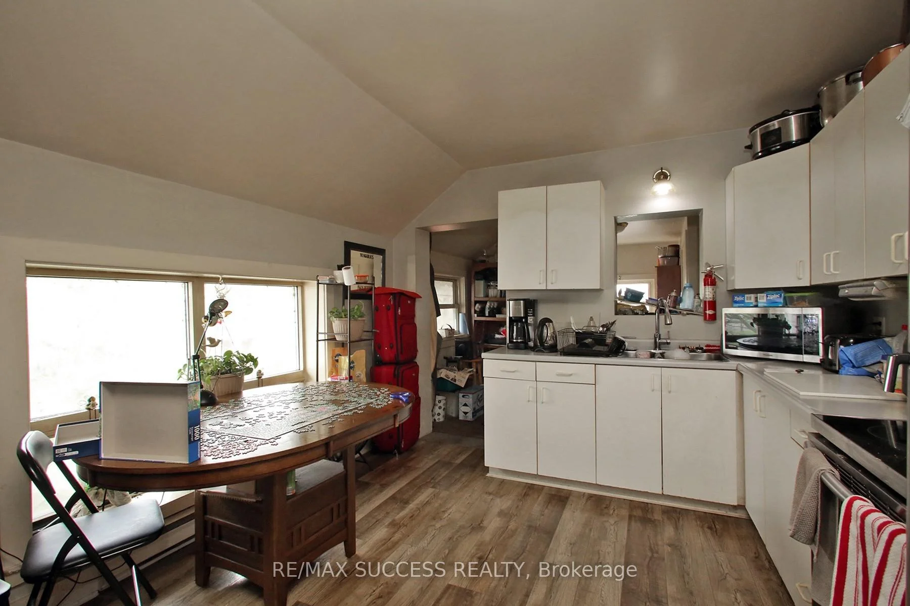 Photo 31 of 22 & 24 River Street, Thorold, Port Robinson — HOMEH