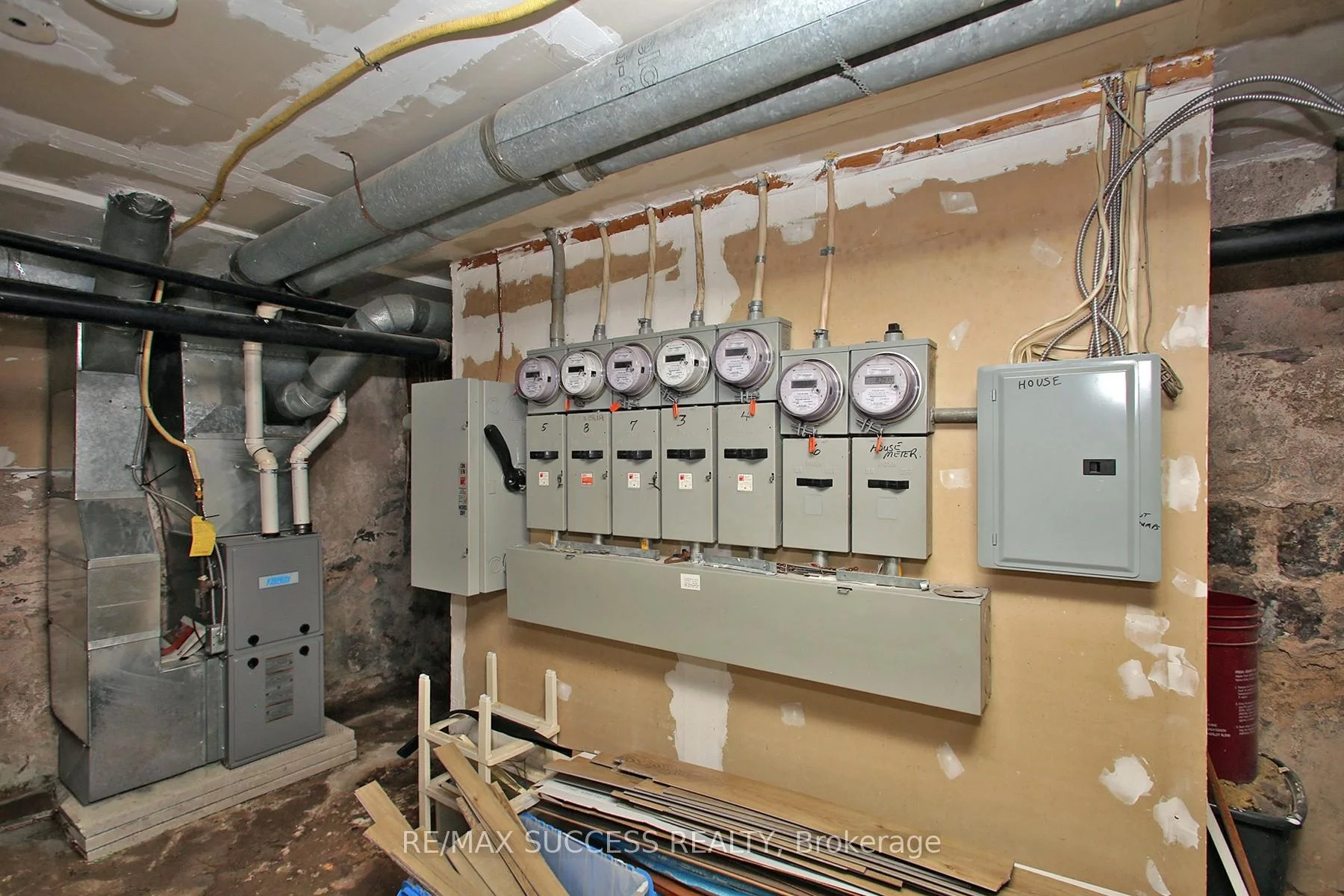 Photo 36 of 22 & 24 River Street, Thorold, Port Robinson — HOMEH