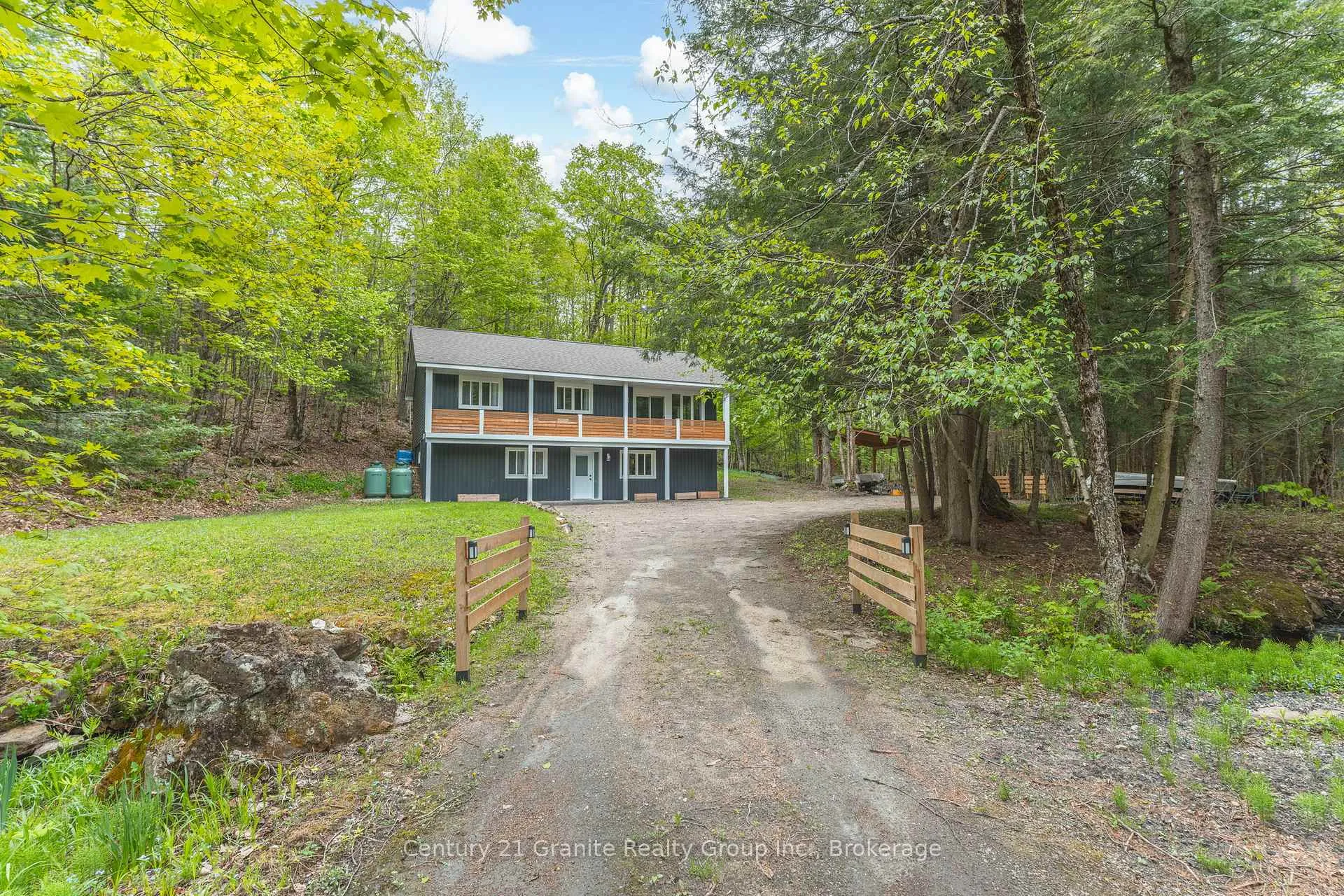 Photo 1 of 7032 County Road 121, Minden Hills, Lutterworth — HOMEH