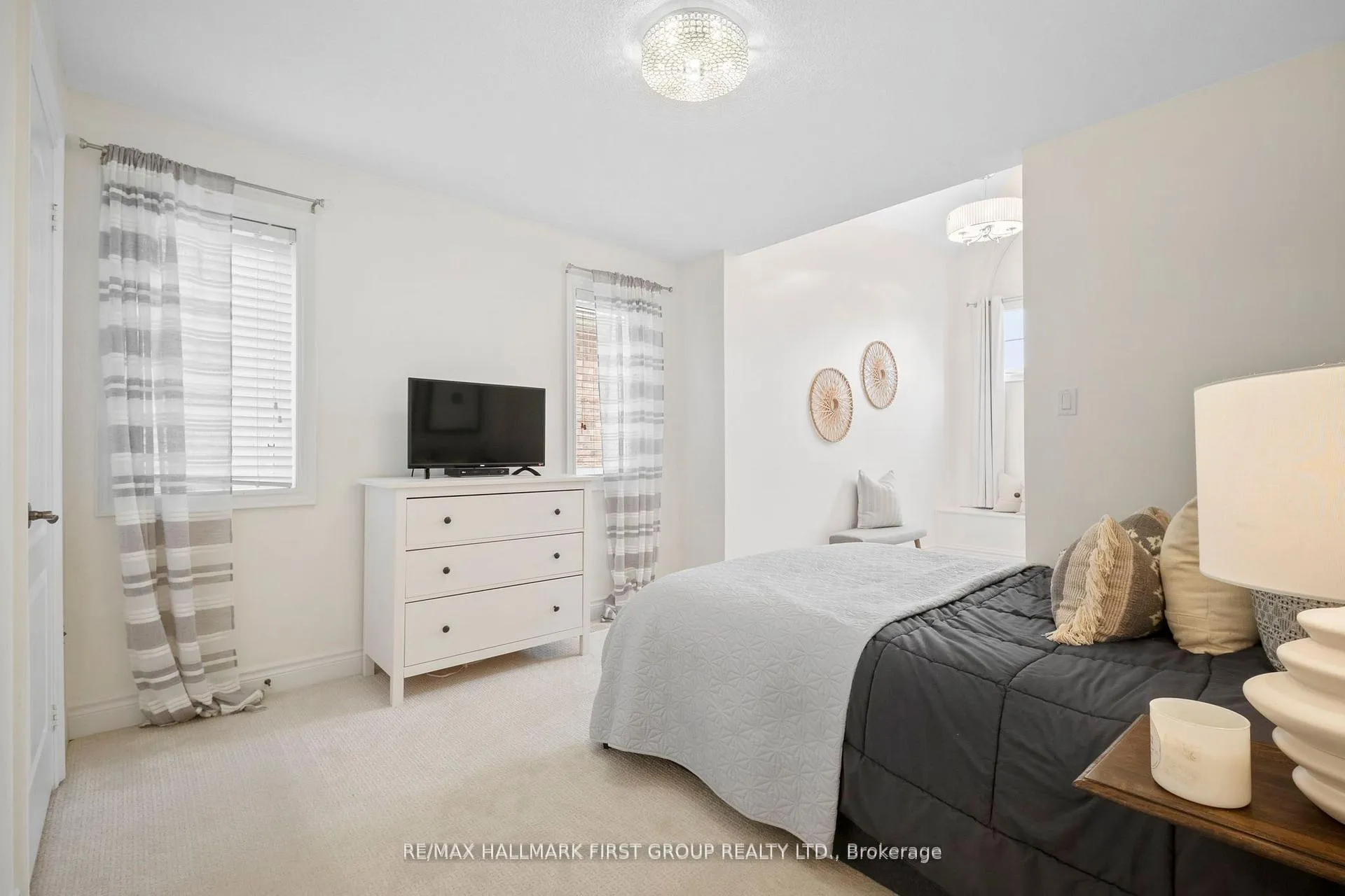 Photo 38 of 544 George Reynolds Drive, Clarington, Courtice — HOMEH