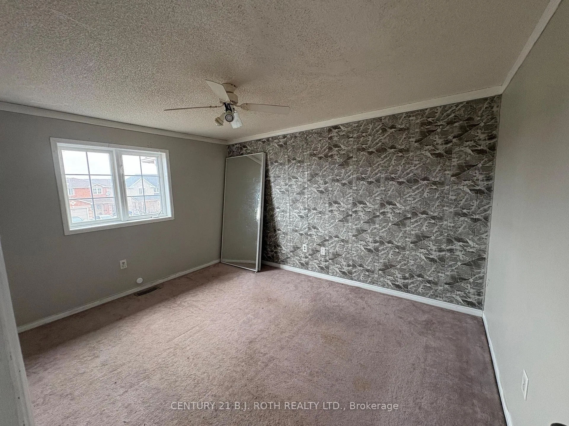 Photo 5 of 199 Tunbridge Road, Barrie, Georgian Drive — HOMEH