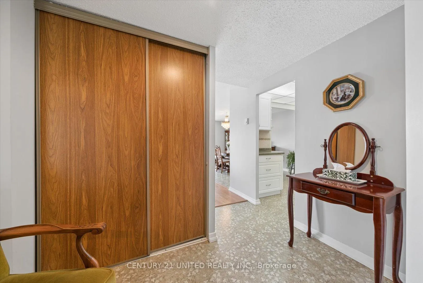 Photo 8 of Unit 504, 885 Clonsilla Avenue, Peterborough, Otonabee Ward 1 — HOMEH