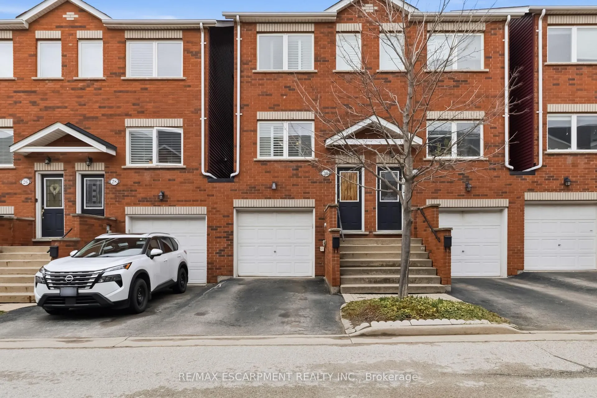 Photo 3 of Unit 30, 1751 Lampman Avenue, Burlington, Uptown — HOMEH