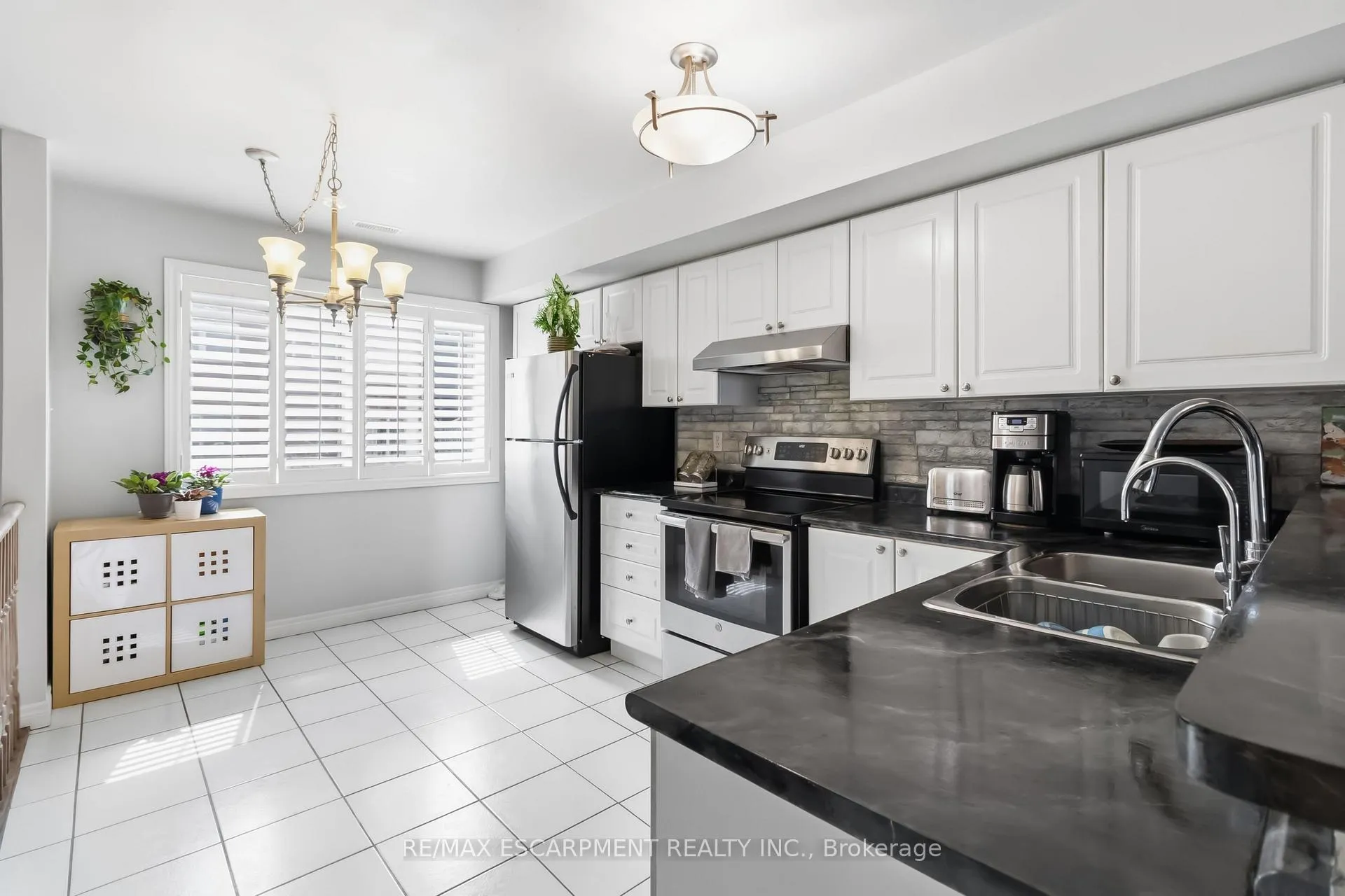 Photo 9 of Unit 30, 1751 Lampman Avenue, Burlington, Uptown — HOMEH